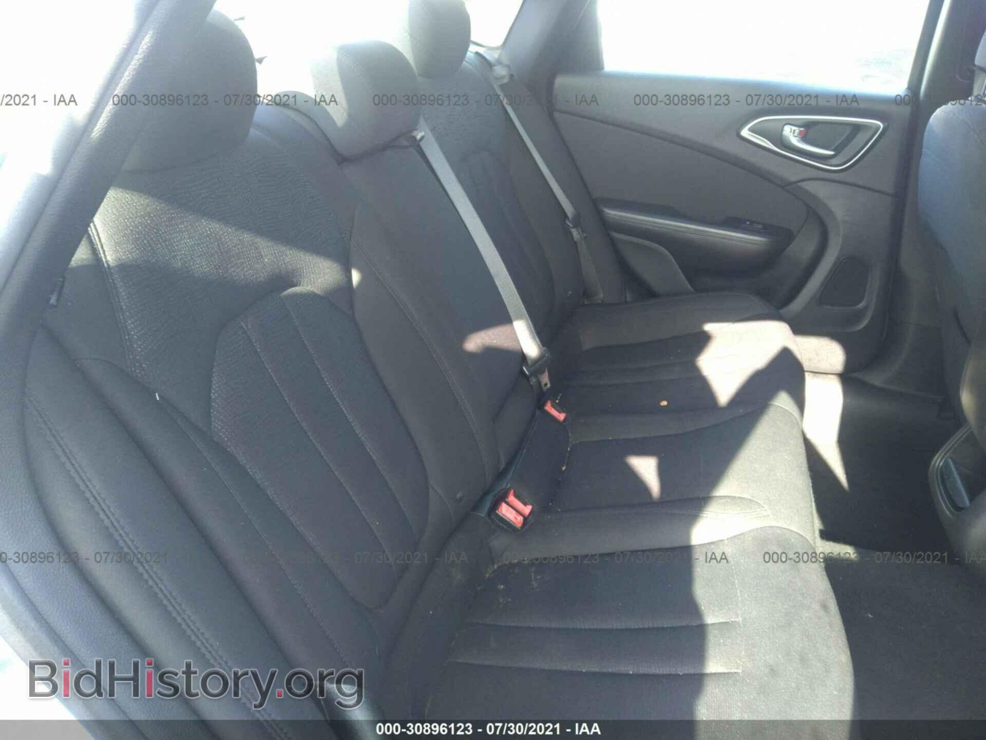 2015 CHRYSLER 200 - VIN: 1C3CCCAB4FN617052 - Фото 8
