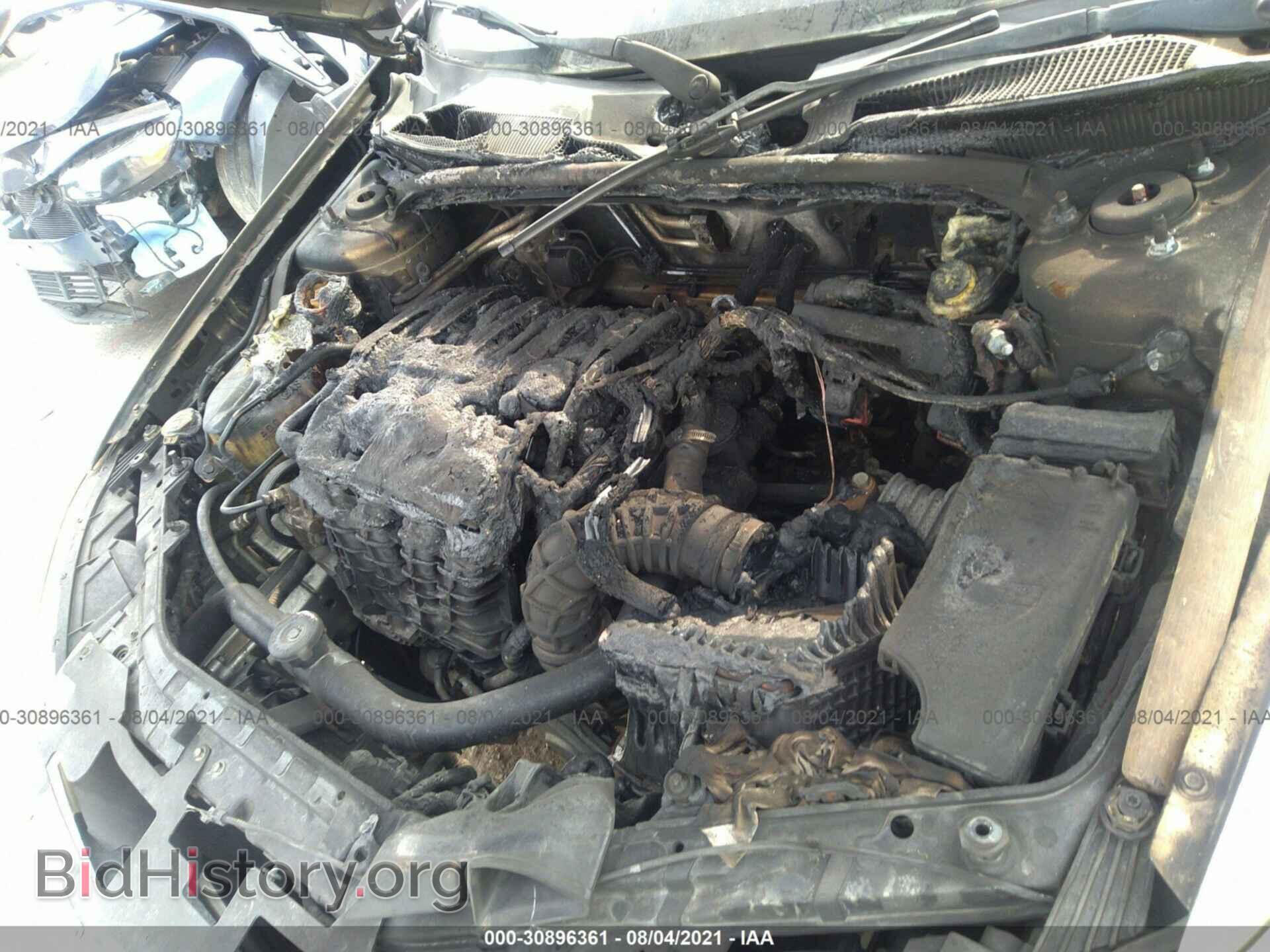 2011 CHRYSLER 200 - VIN: 1C3BC2FB0BN500724 - Фото 10
