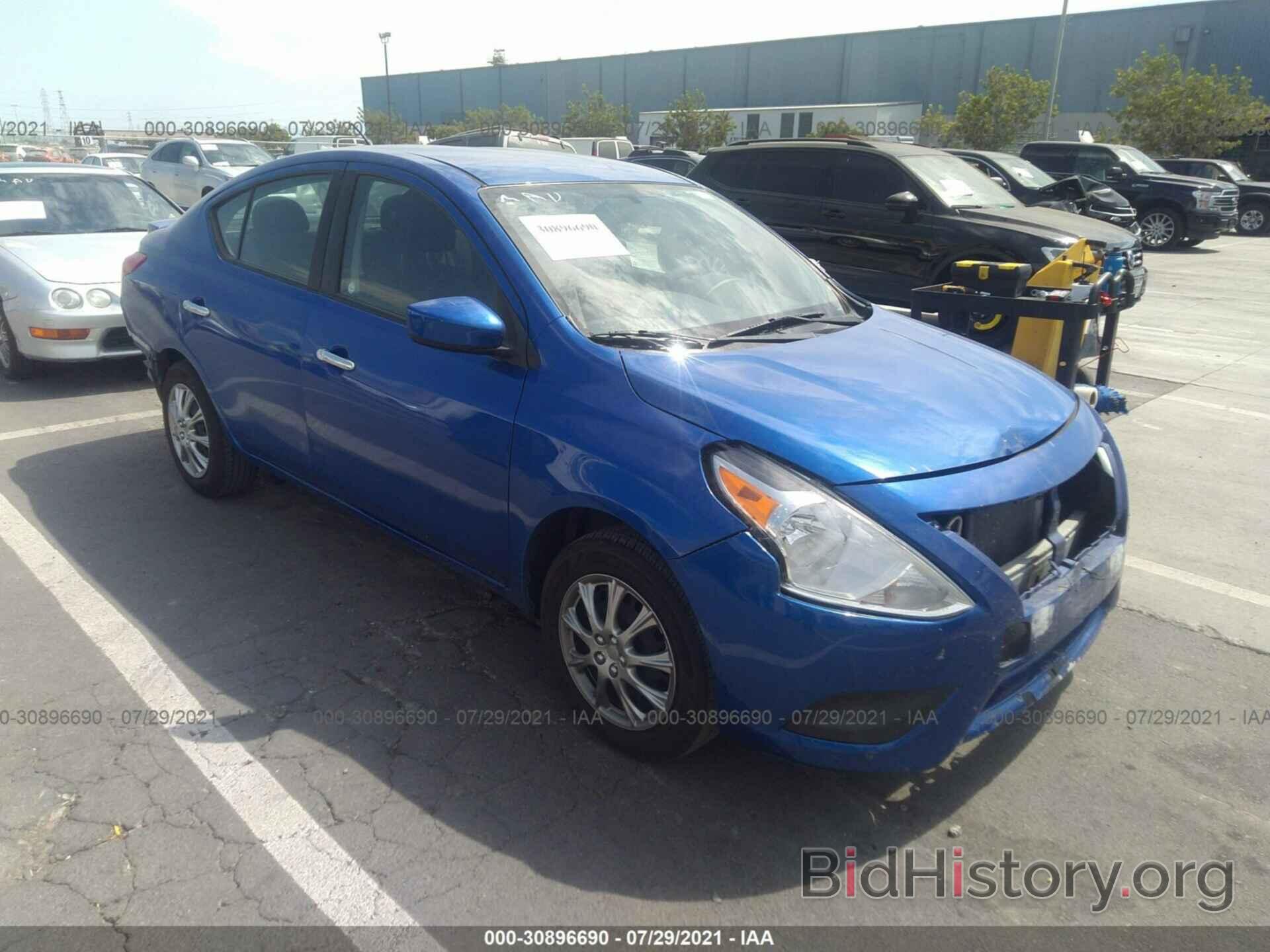 Photo 3N1CN7AP2HL843248 - NISSAN VERSA SEDAN 2017