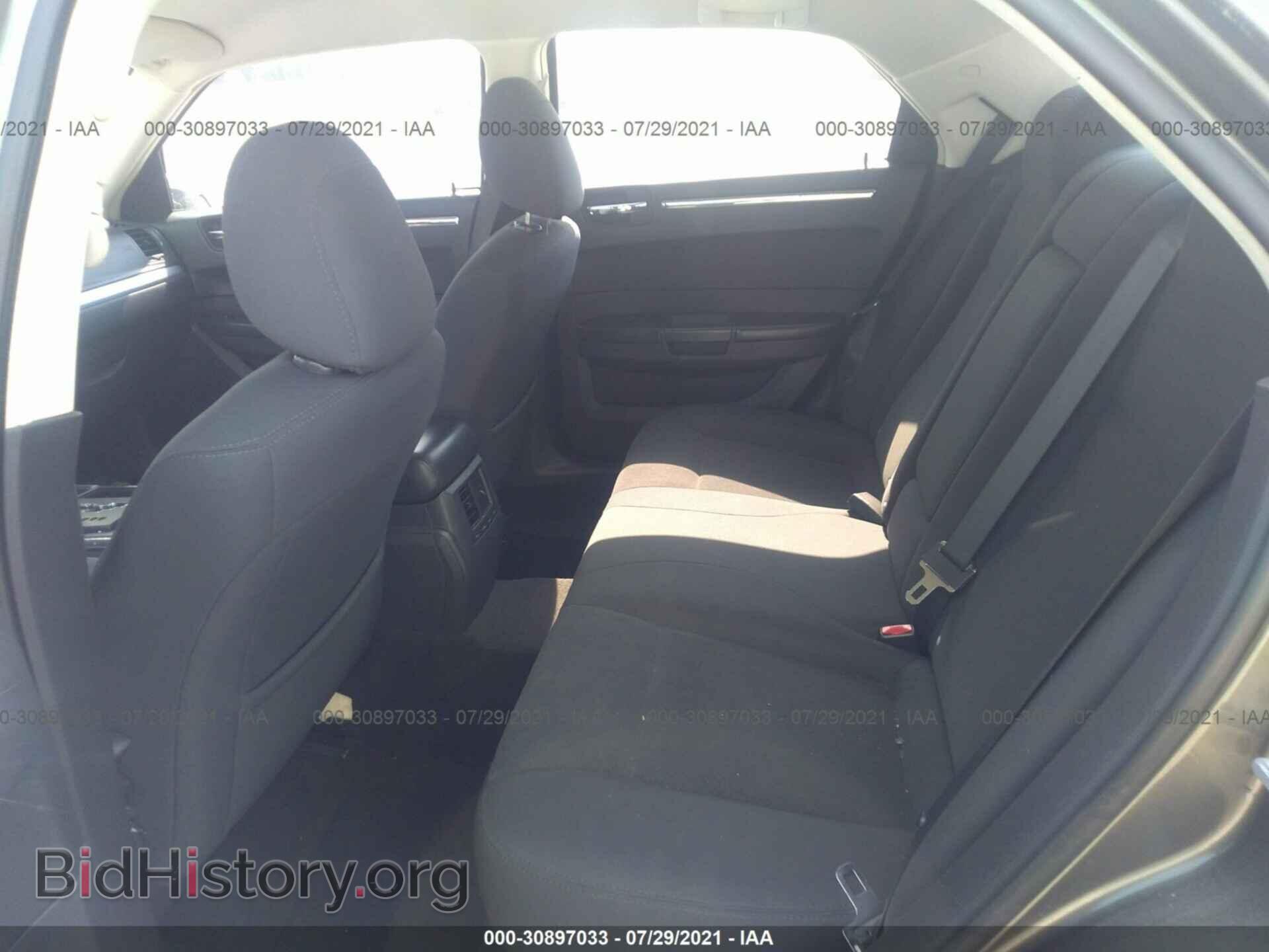 2010 CHRYSLER 300 - VIN: 2C3CA4CD8AH164047 - Фото 8
