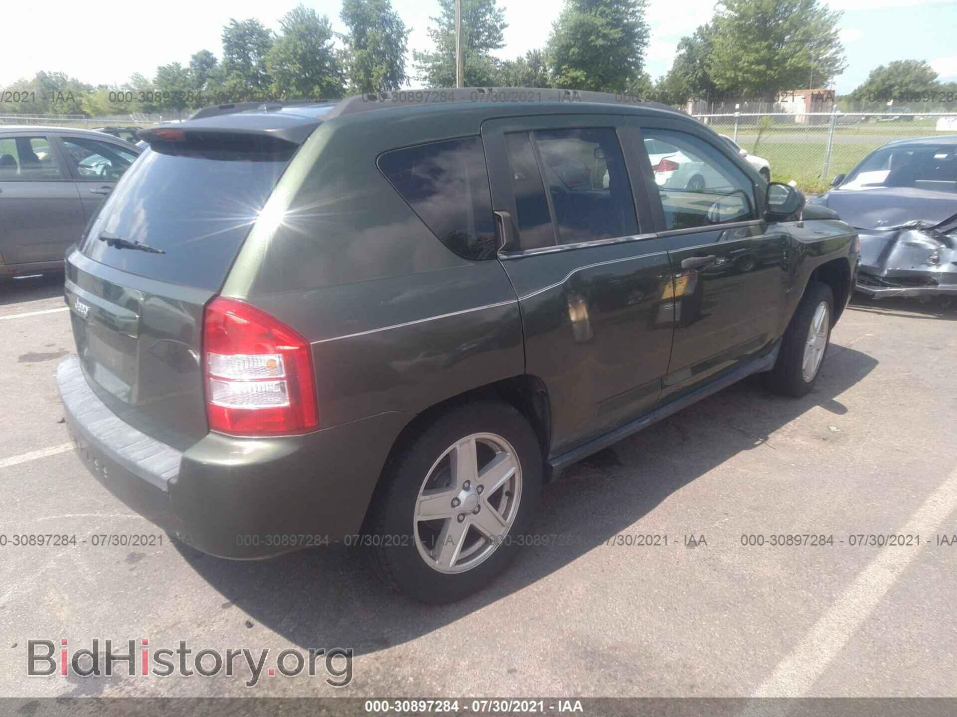 2007 JEEP COMPASS - VIN: 1J8FF47W87D112082 - Фото 4
