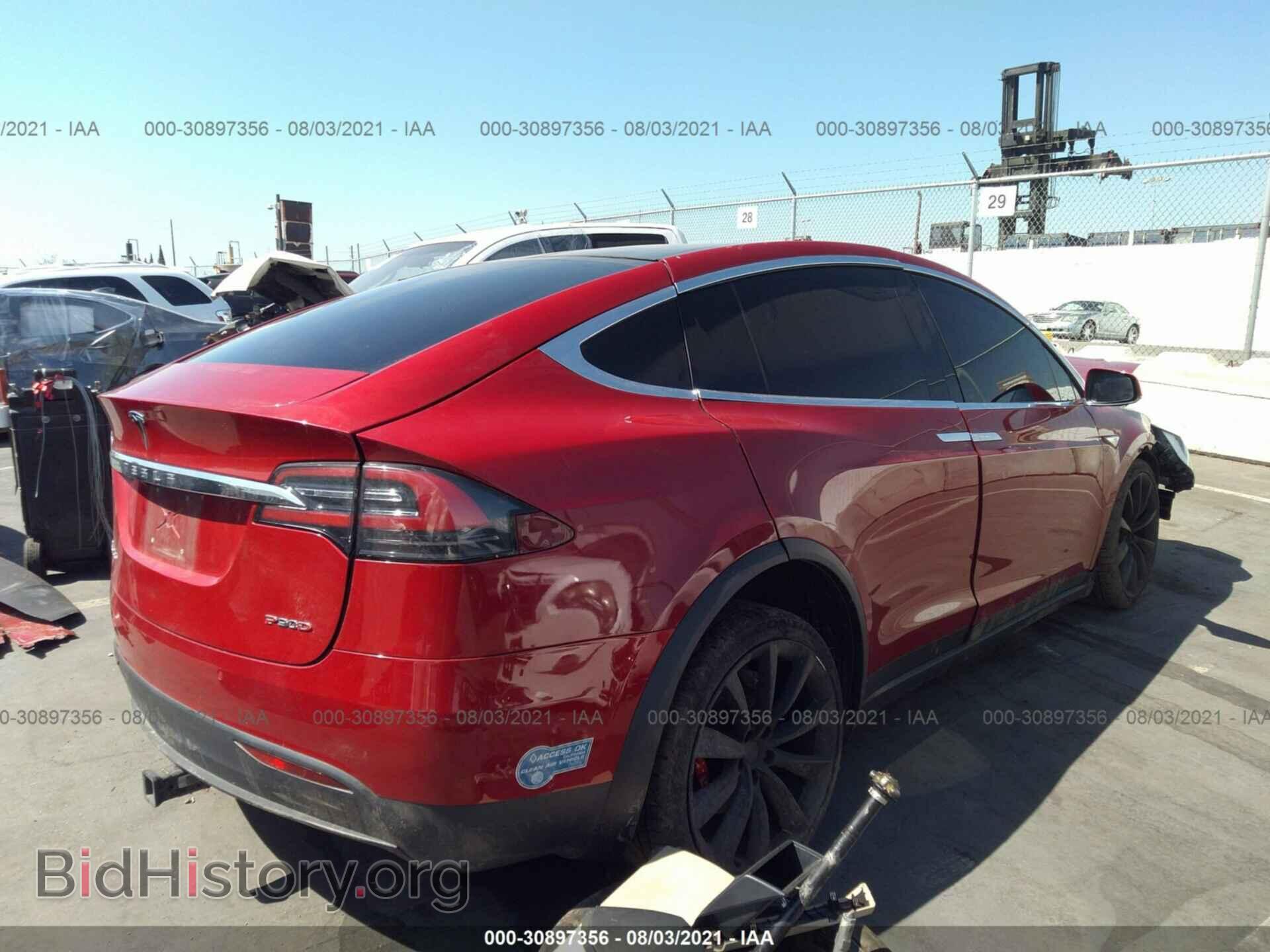 2016 TESLA MODEL X - VIN: 5YJXCAE42GF000164 - Photo 4
