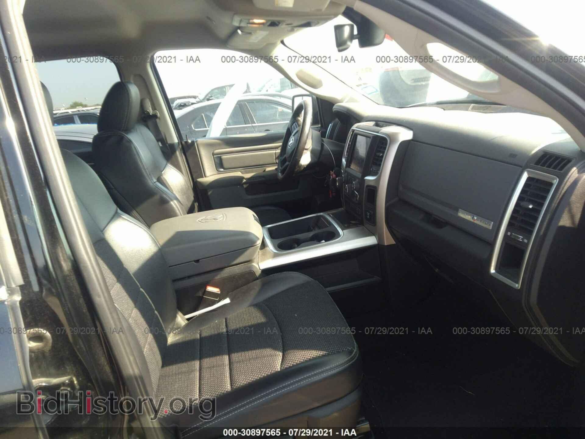 2019 RAM 1500 CLASSIC - VIN: 1C6RR6LT8KS604836 - Фото 5