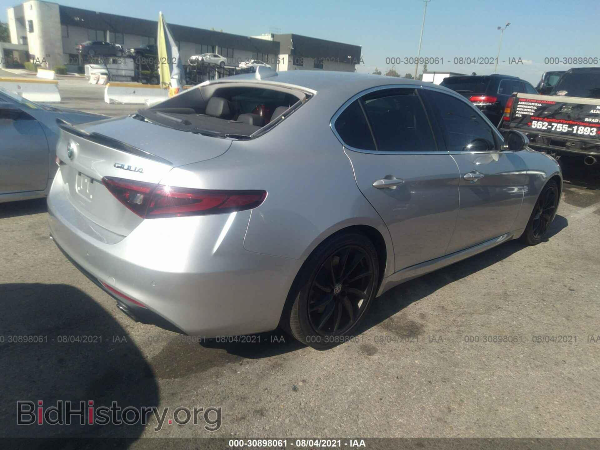 2017 ALFA ROMEO GIULIA - VIN: ZARFAEBN1H7545596 - Photo 4
