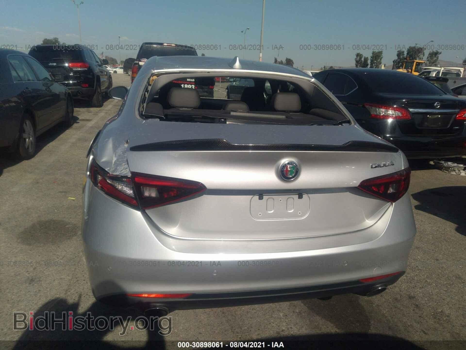 2017 ALFA ROMEO GIULIA - VIN: ZARFAEBN1H7545596 - Photo 6