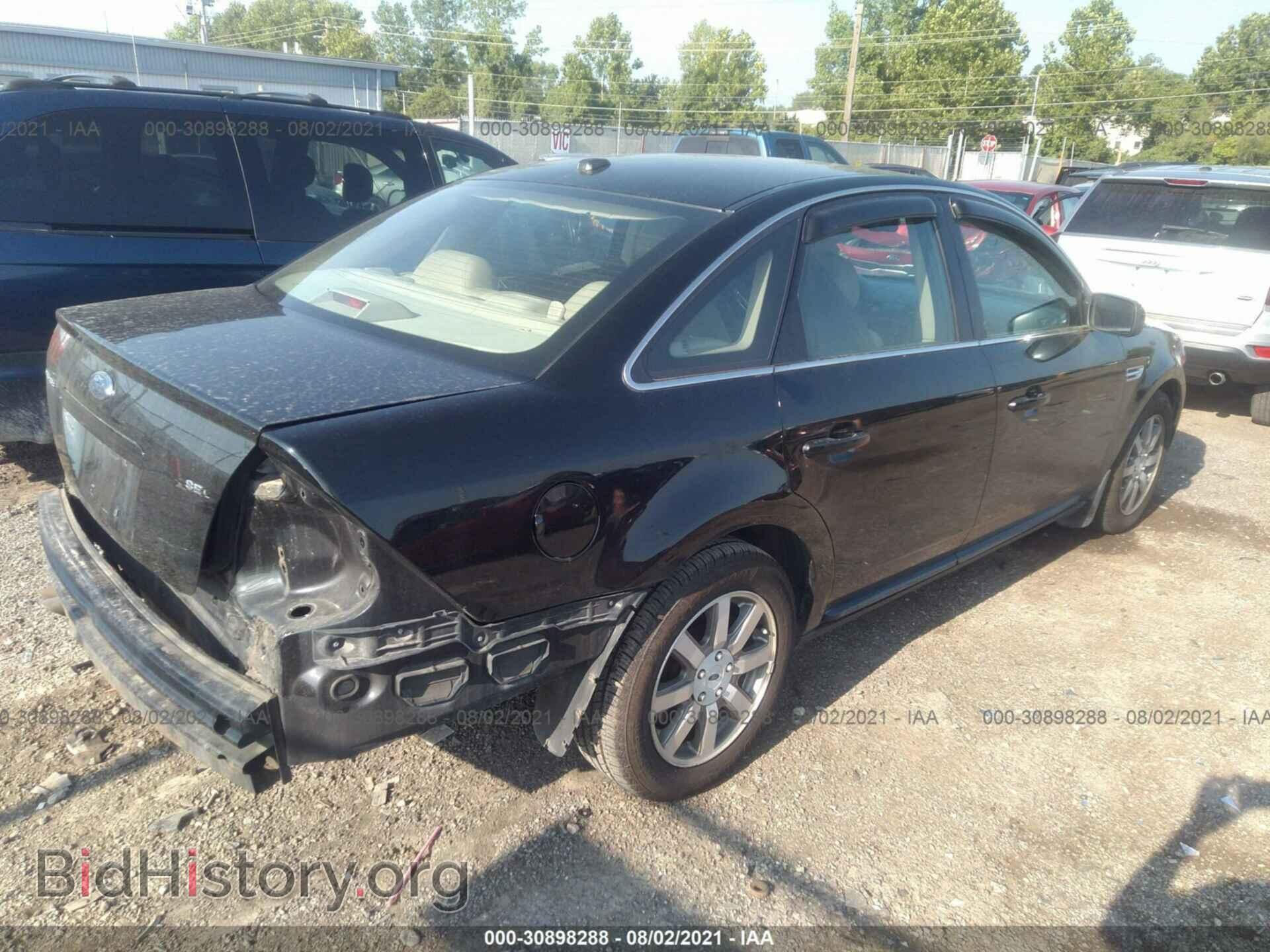 2008 FORD TAURUS - VIN: 1FAHP24WX8G180928 - Фото 4