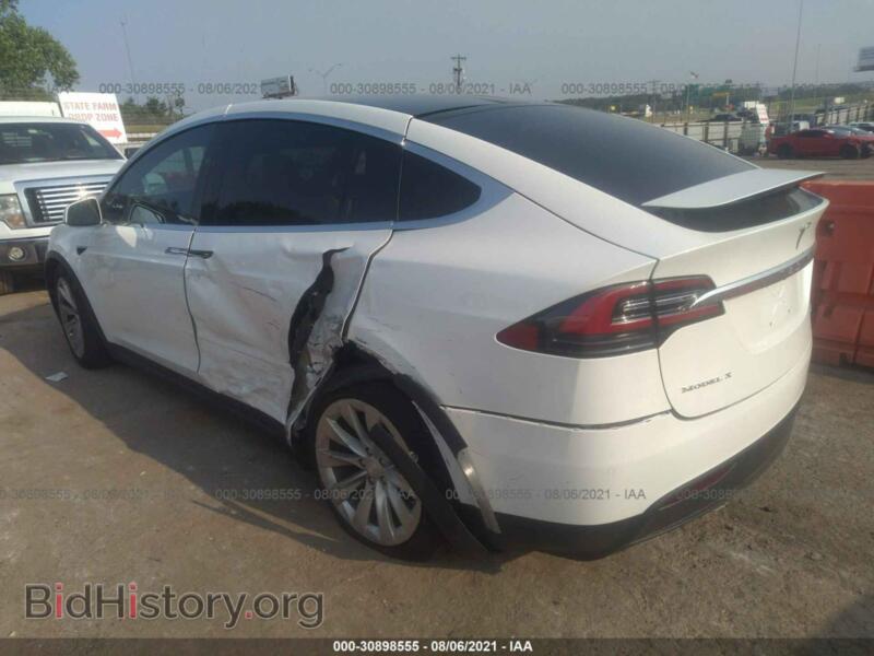 2018 Tesla MODEL X (VIN 5YJXCDE23JF141493) — photo 3 of 10