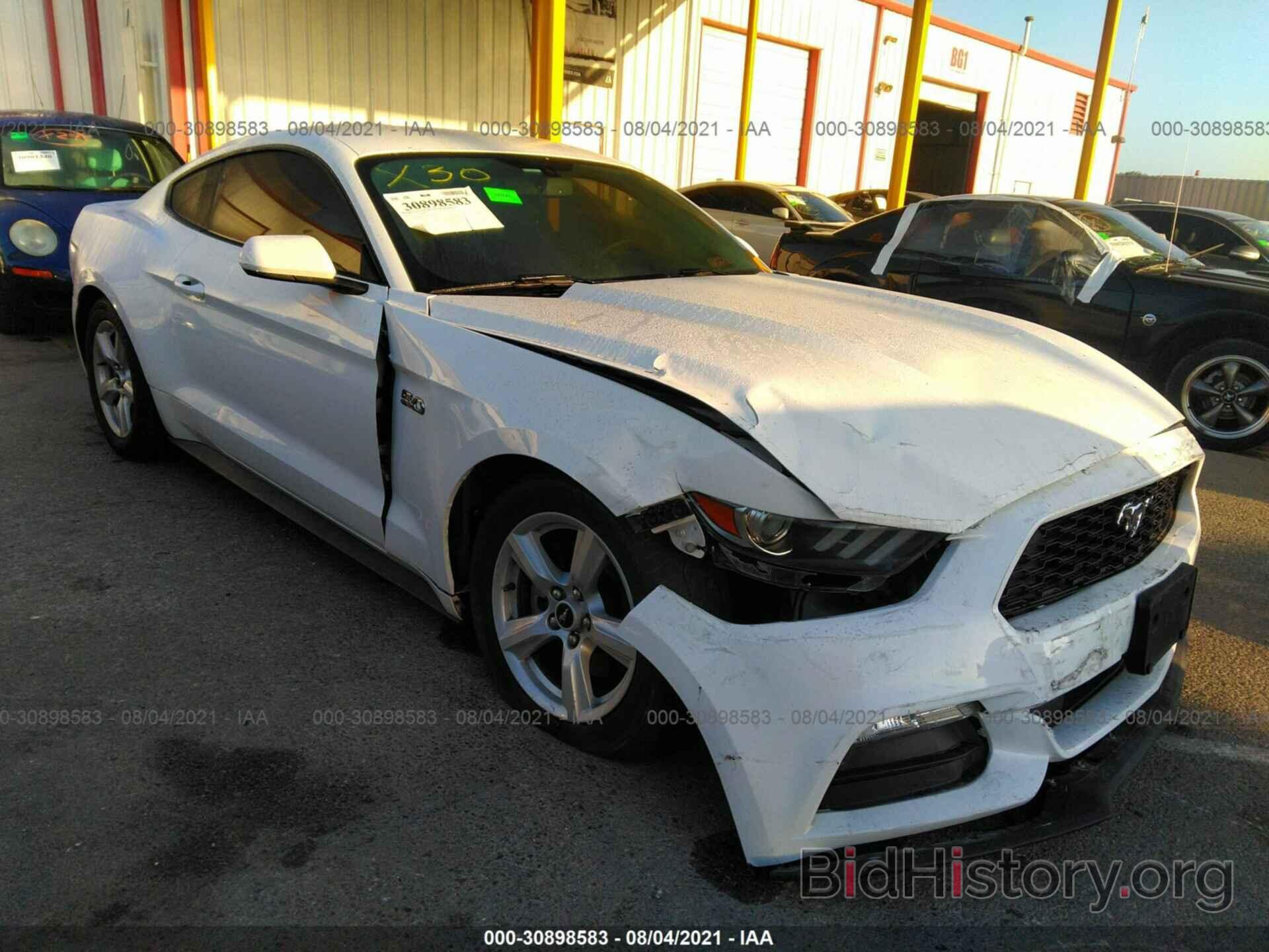 Photo 1FA6P8AM2F5408670 - FORD MUSTANG 2015