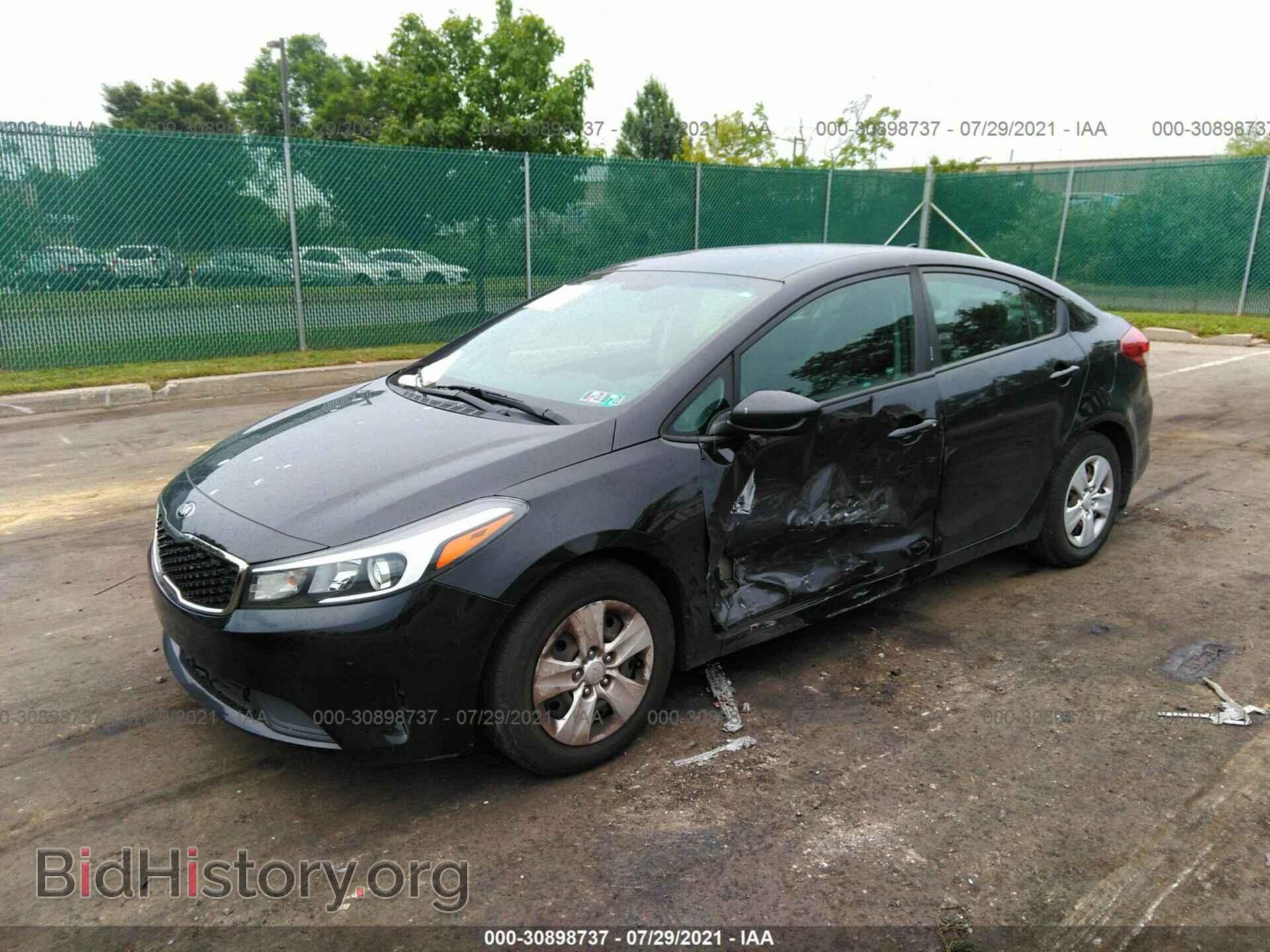 2017 KIA FORTE - VIN: 3KPFK4A74HE124797 - Photo 2