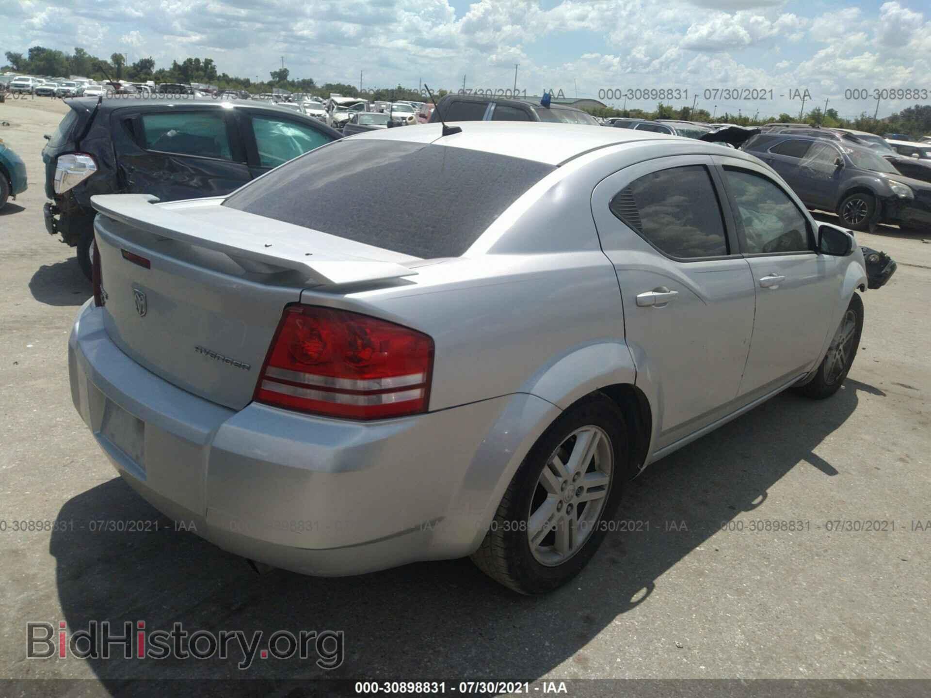 2010 DODGE AVENGER - VIN: 1B3CC5FB2AN215198 - Фото 4