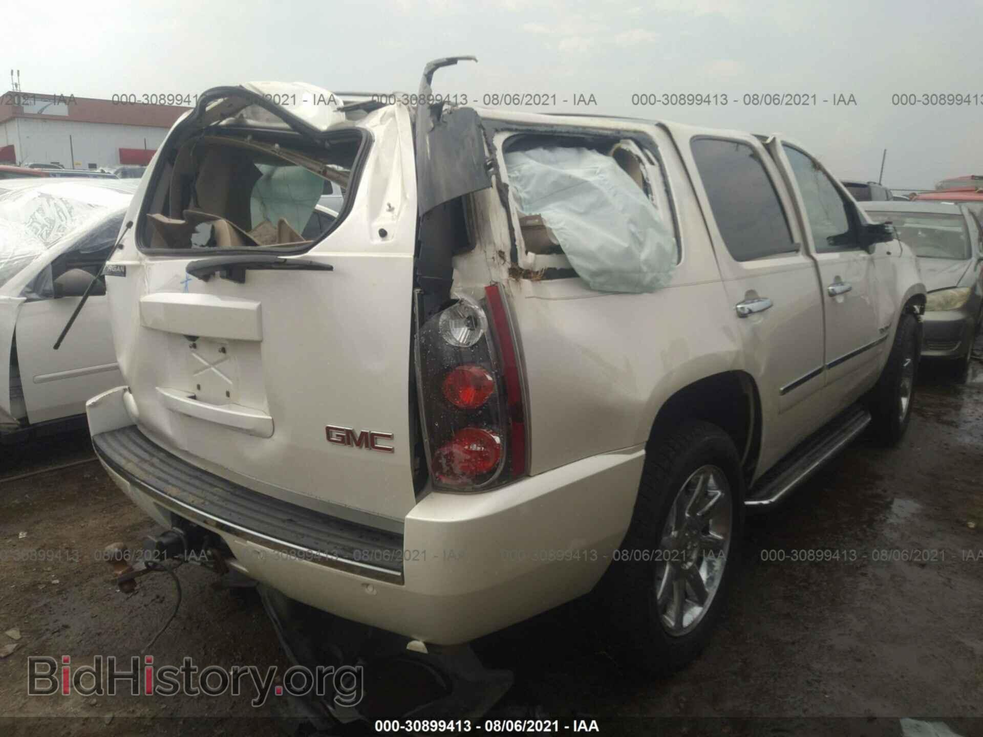 2011 GMC YUKON - VIN: 1GKS1EEF9BR392141 - Photo 4