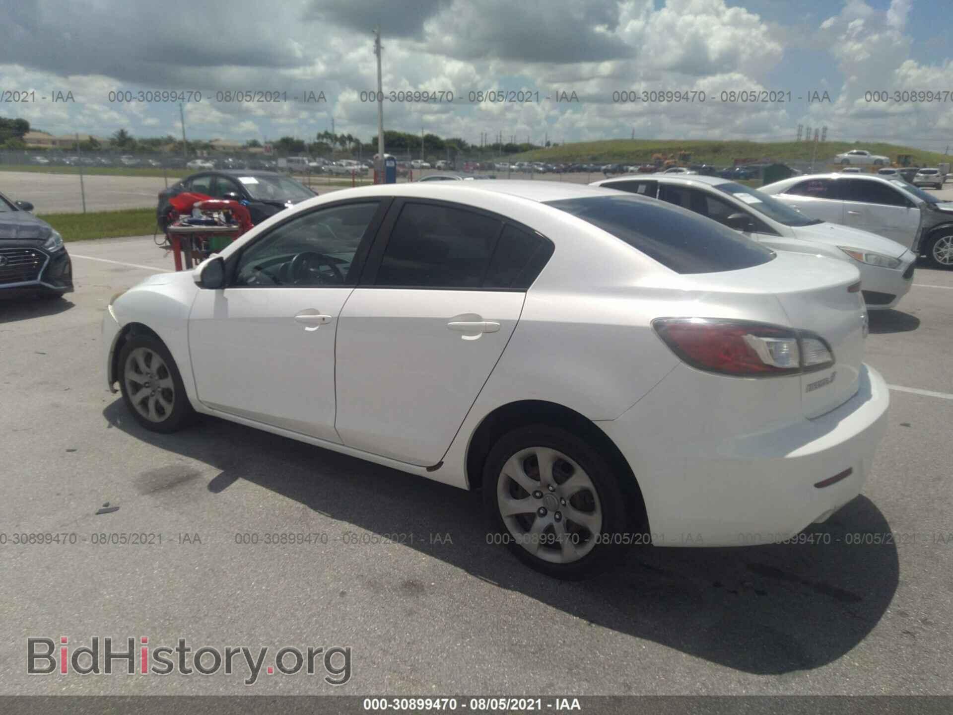 2013 MAZDA MAZDA3 - VIN: JM1BL1TF8D1768282 - Фото 3