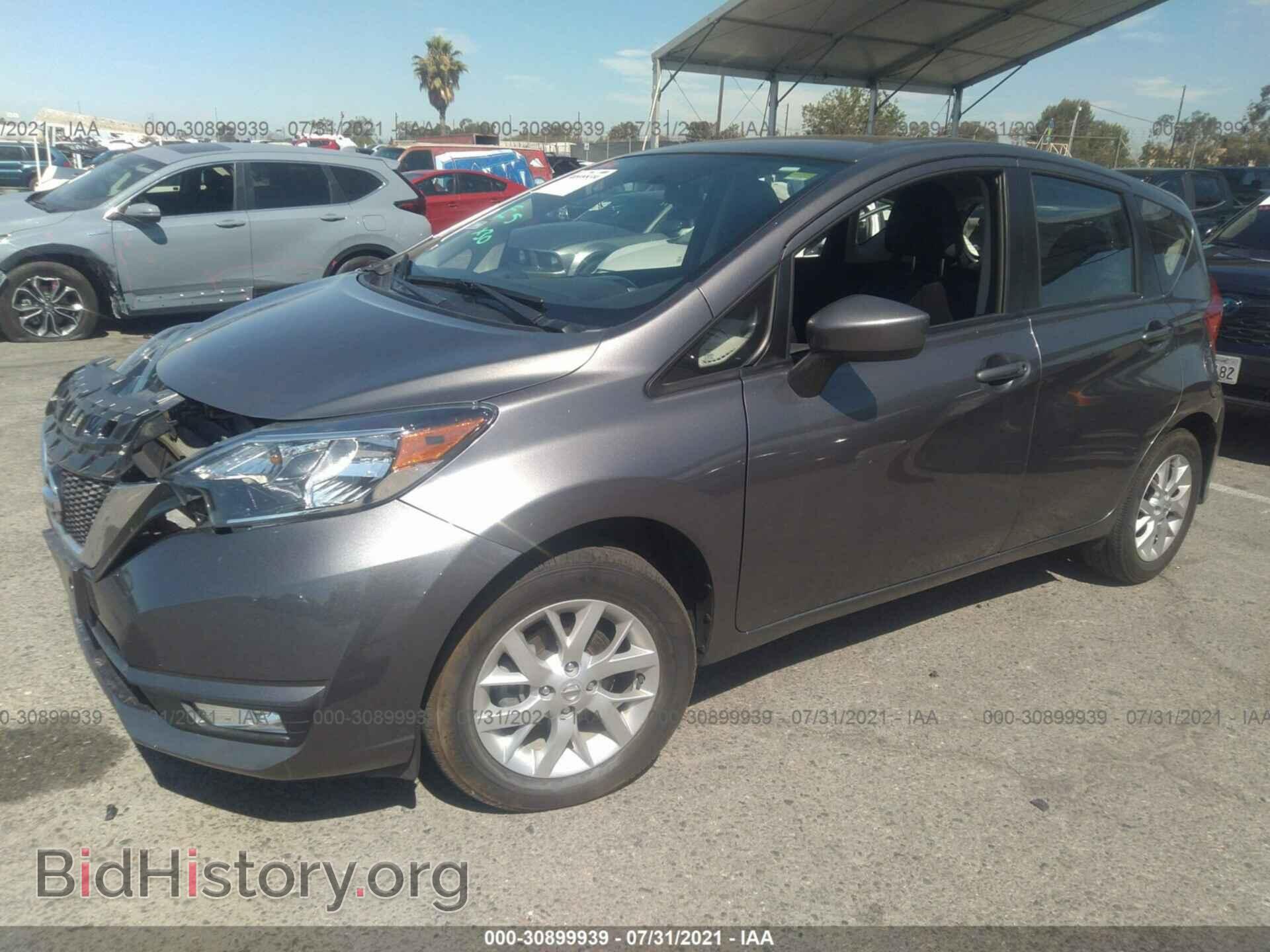 2018 NISSAN VERSA NOTE - VIN: 3N1CE2CP2JL355648 - Photo 2