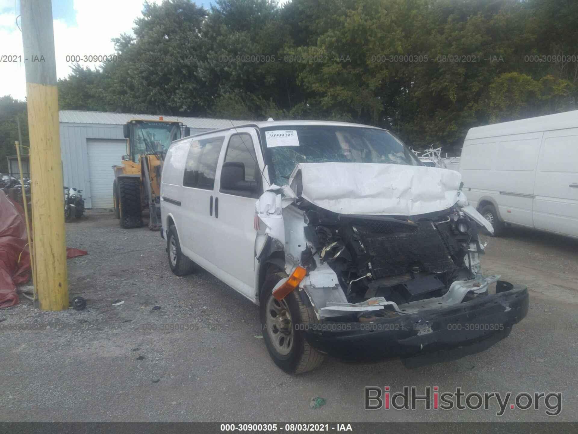 Photo 1GCSGAFX0D1146994 - CHEVROLET EXPRESS CARGO VAN 2013