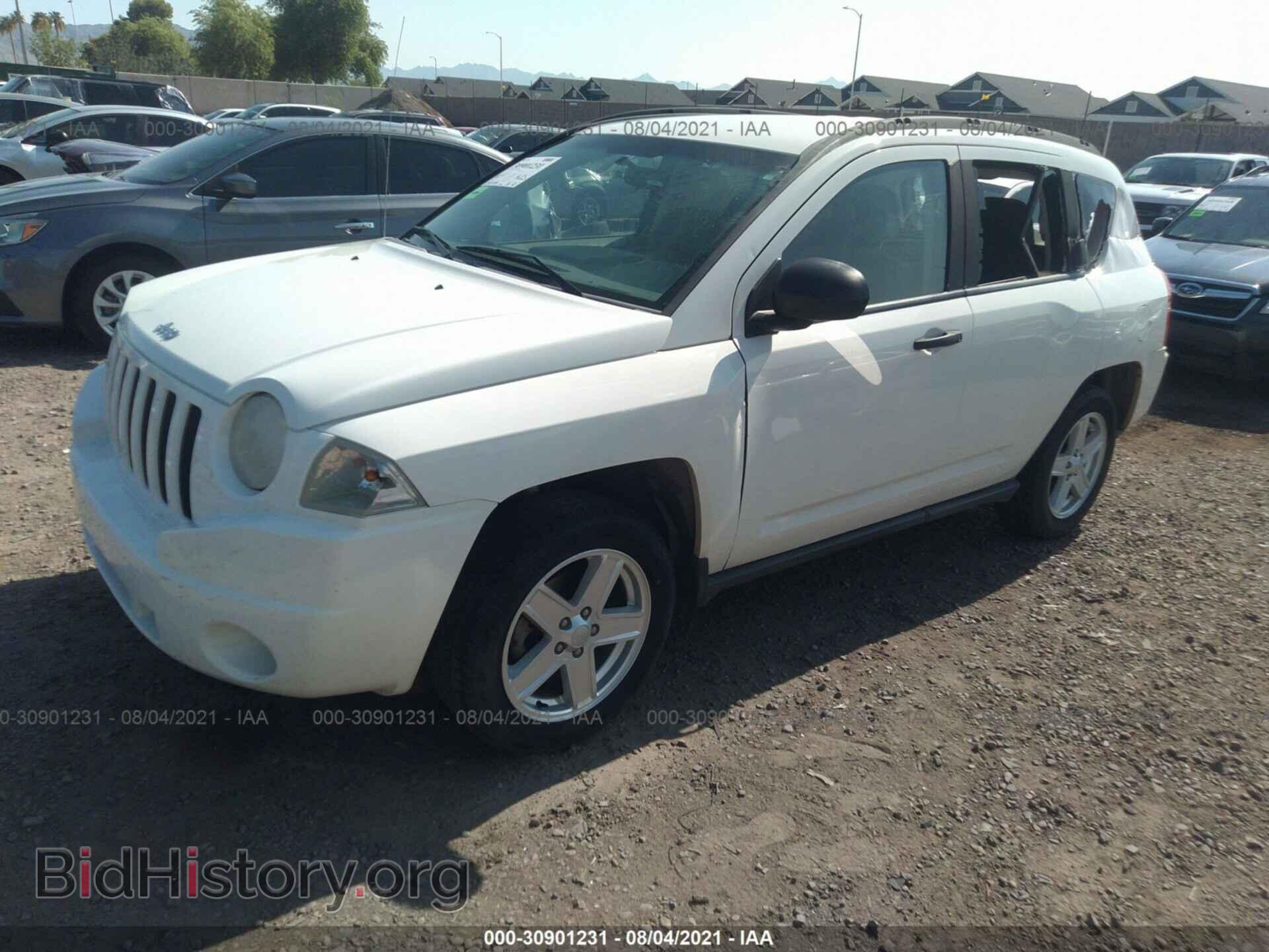 2007 JEEP COMPASS - VIN: 1J8FF47W97D260788 - Фото 2