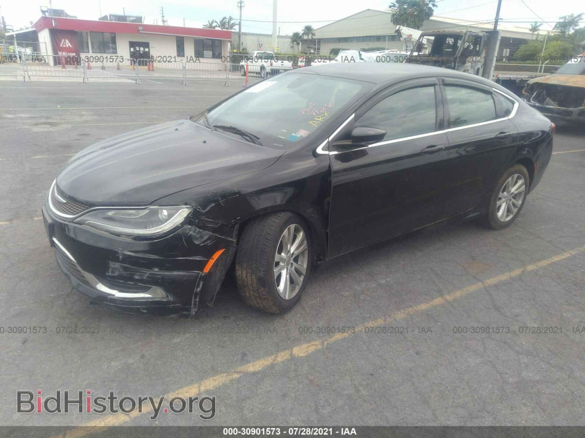 2015 CHRYSLER 200 - VIN: 1C3CCCAB2FN604560 - Фото 2