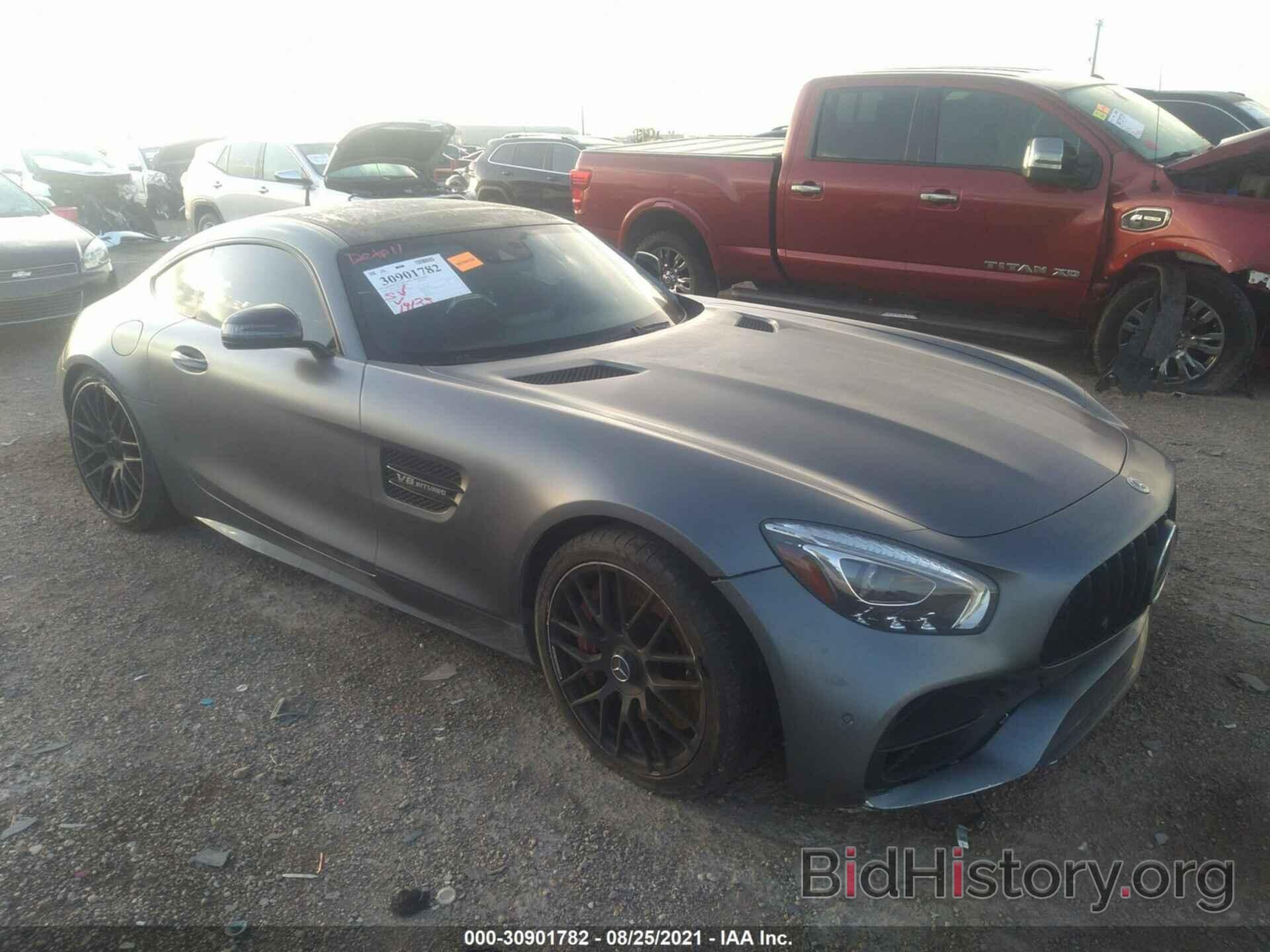 Photo WDDYJ8AA0KA024422 - MERCEDES-BENZ AMG GT 2019