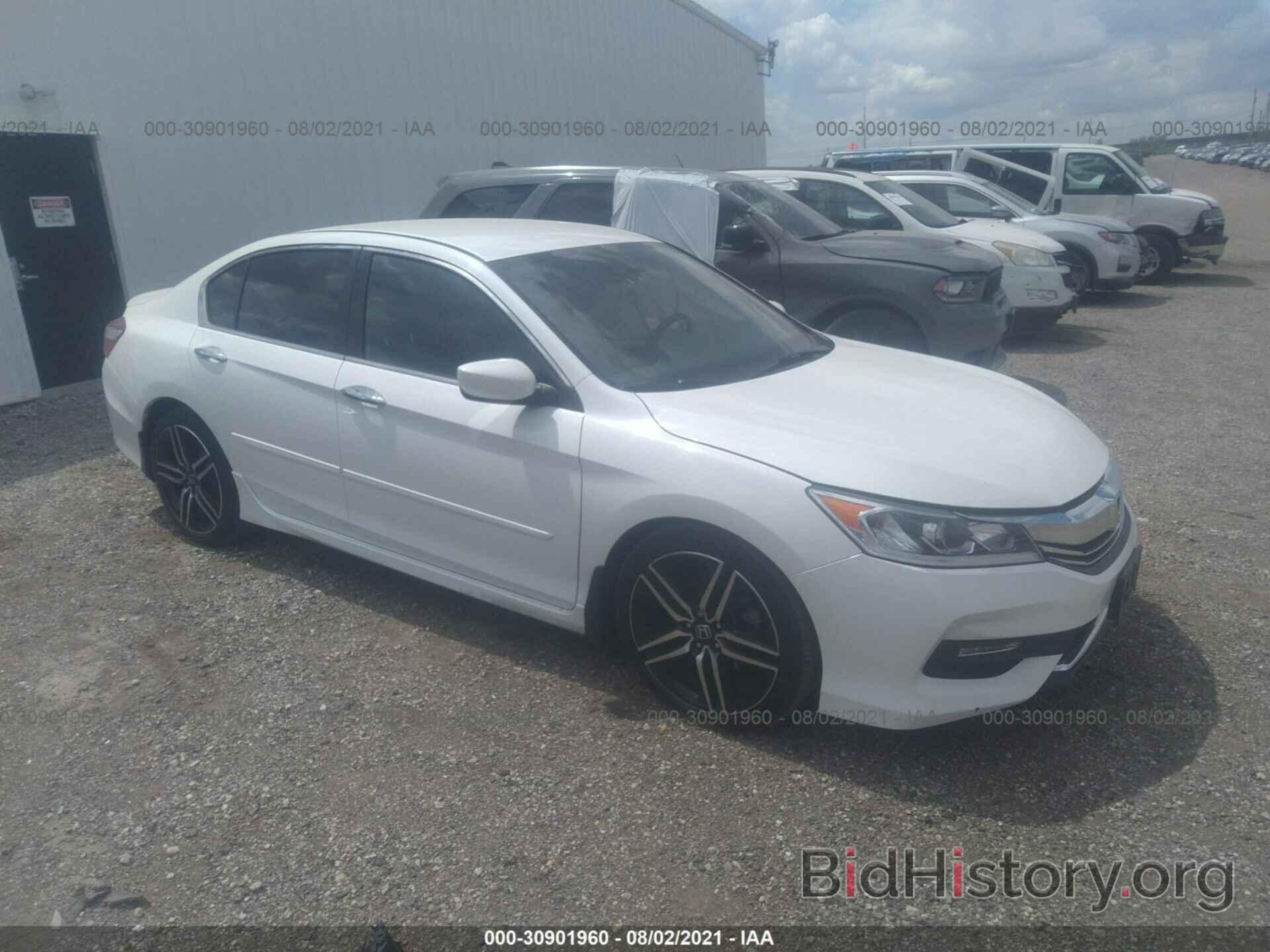 Photo 1HGCR2F60HA071958 - HONDA ACCORD SEDAN 2017