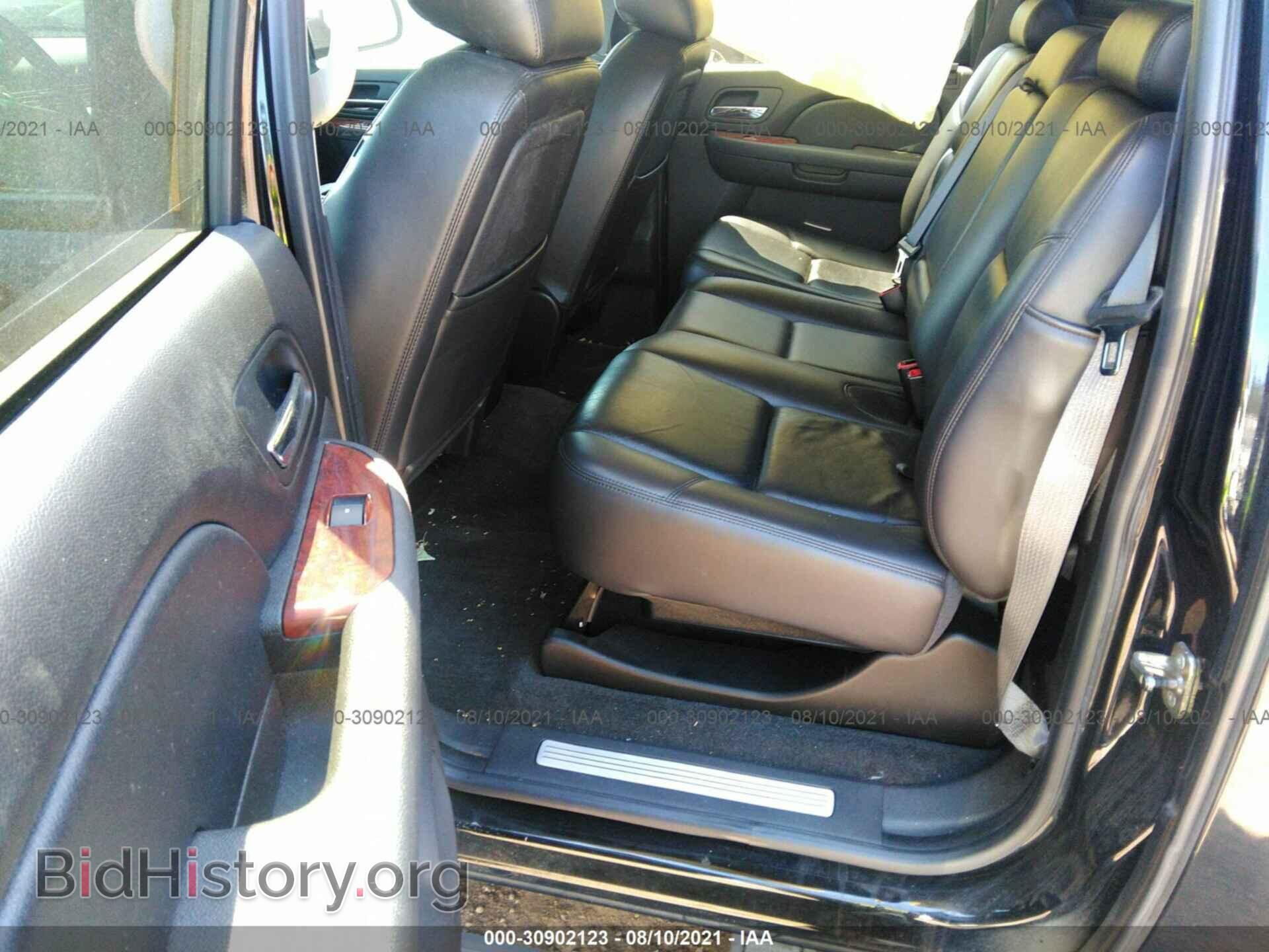 2011 CHEVROLET AVALANCHE - VIN: 3GNTKGE35BG272004 - Фото 8
