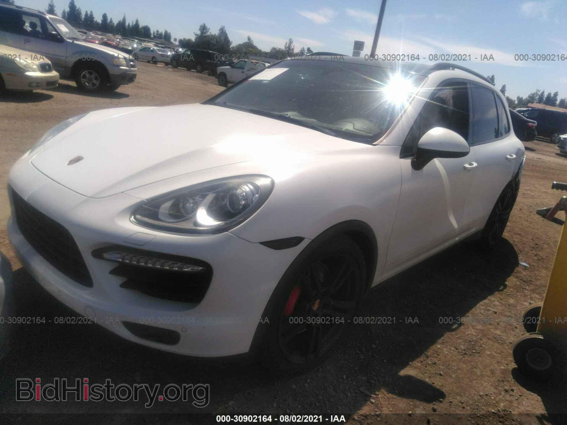 2012 PORSCHE CAYENNE - VIN: WP1AC2A20CLA82918 - Фото 2