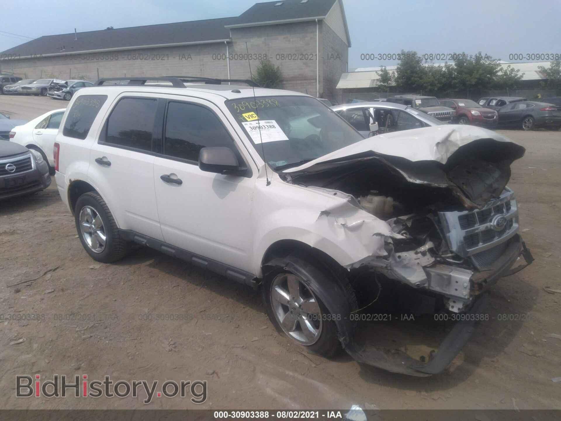 Фотография 1FMCU0D78CKC72096 - FORD ESCAPE 2012