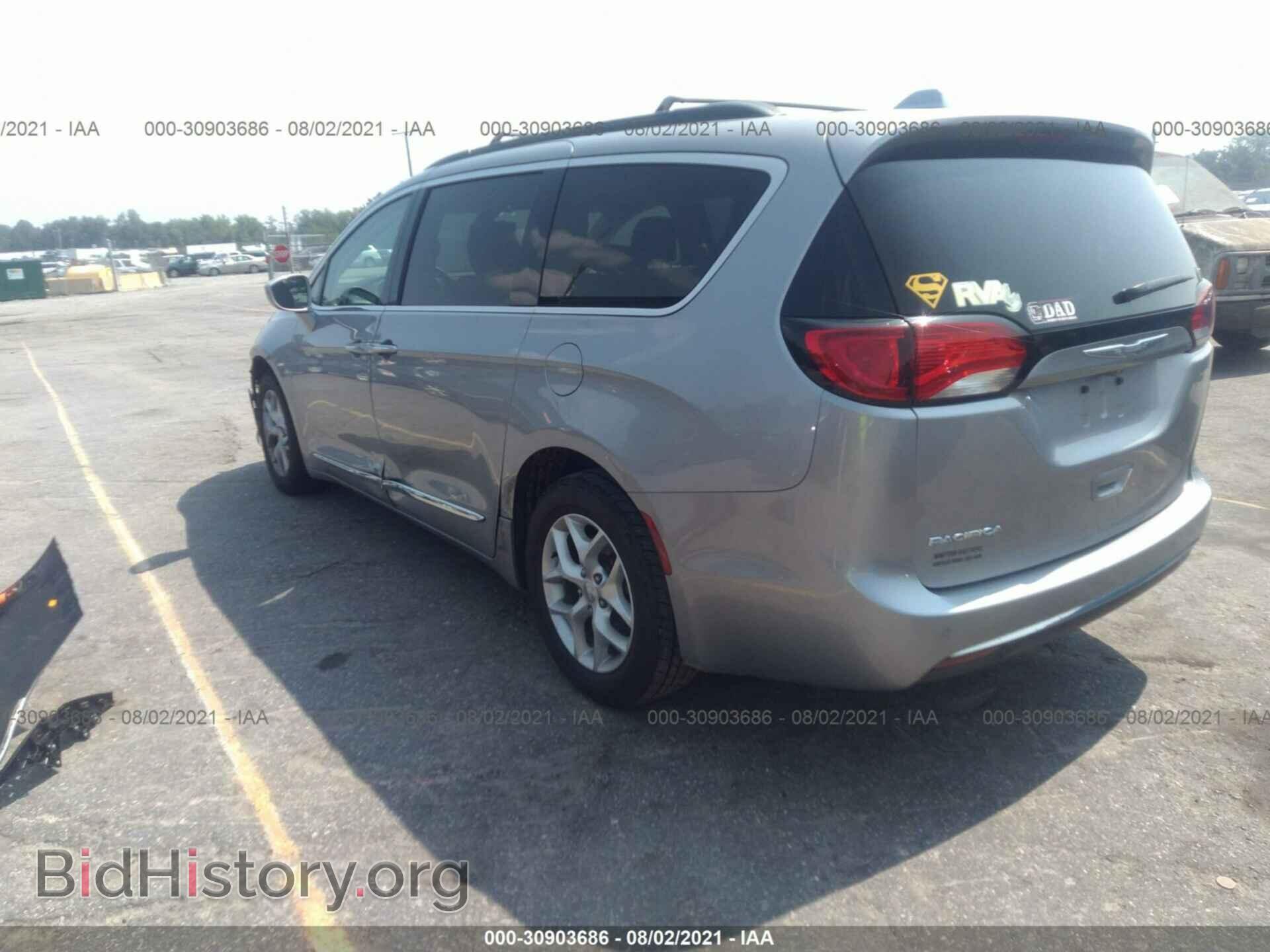 2017 CHRYSLER PACIFICA - VIN: 2C4RC1BG7HR820947 - Фото 3