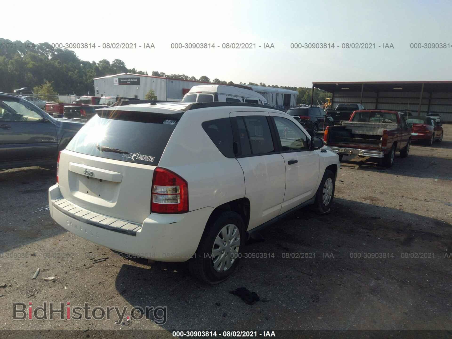 2007 JEEP COMPASS - VIN: 1J8FT47W57D370908 - Фото 4