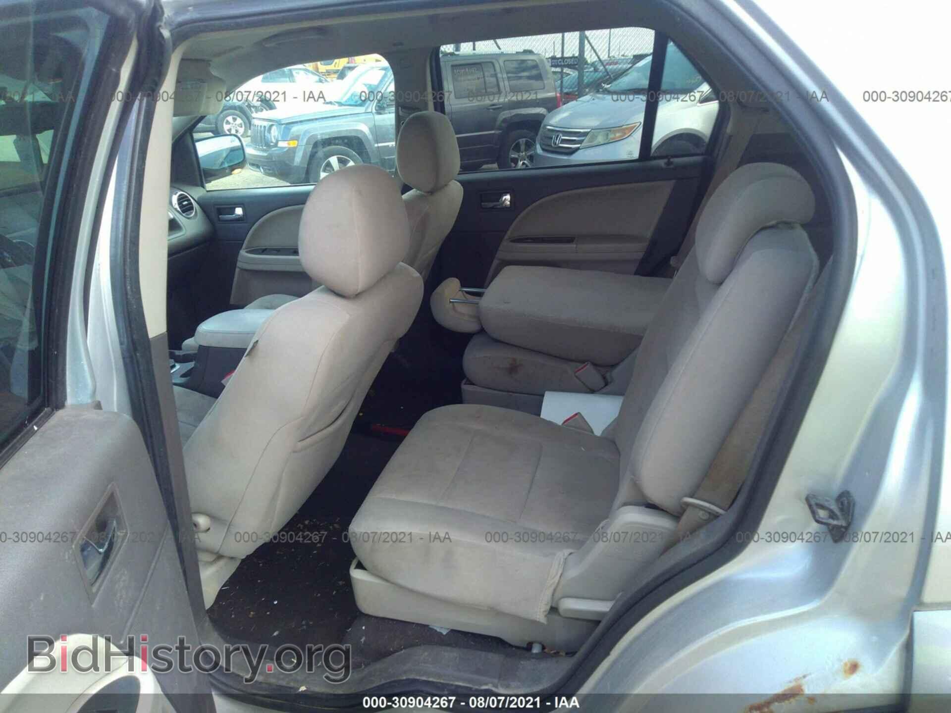 2009 FORD TAURUS X - VIN: 1FMDK02WX9GA03033 - Photo 8