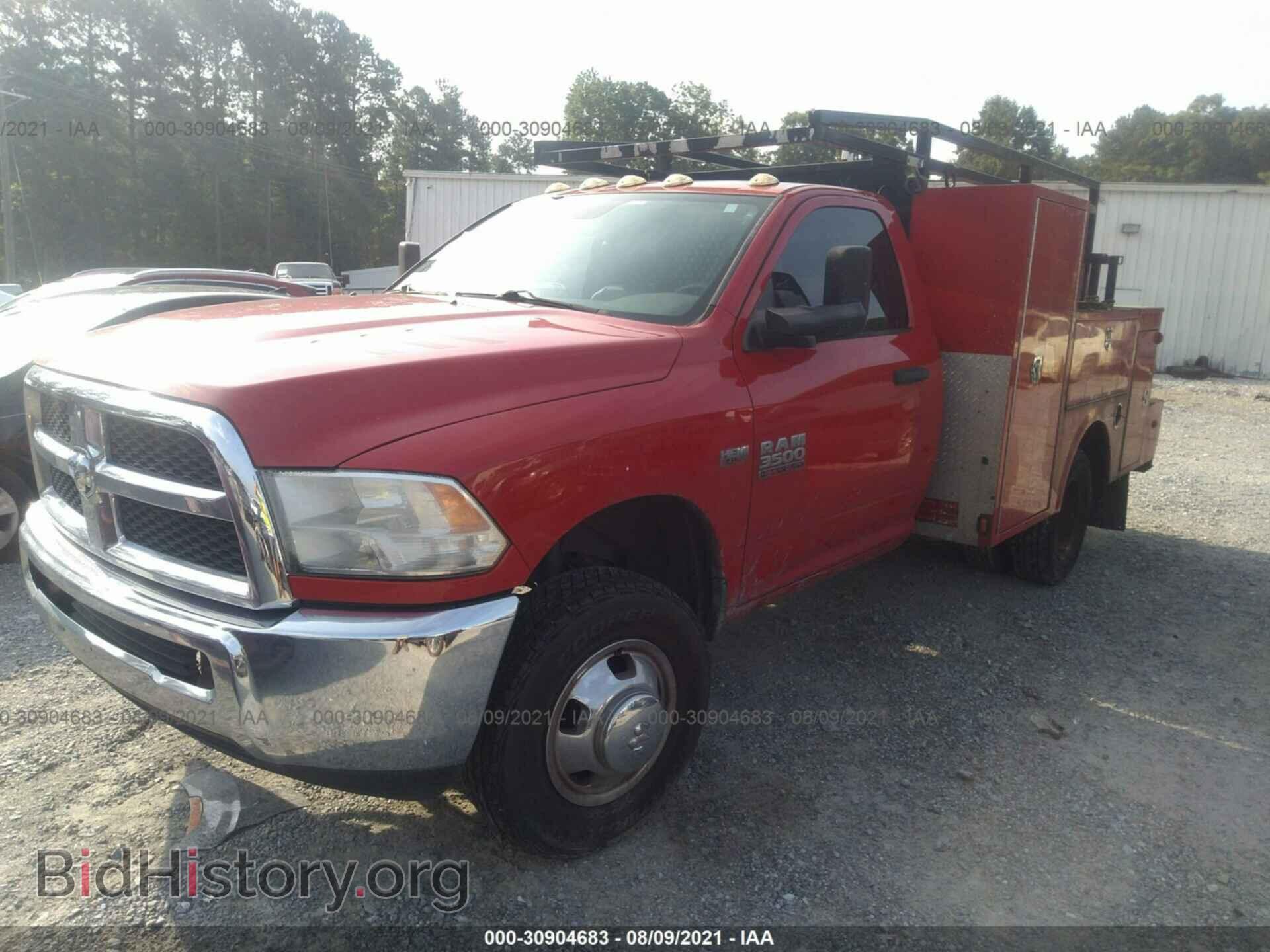 2014 RAM 3500 - VIN: 3C7WRSAJ2EG204212 - Фото 2