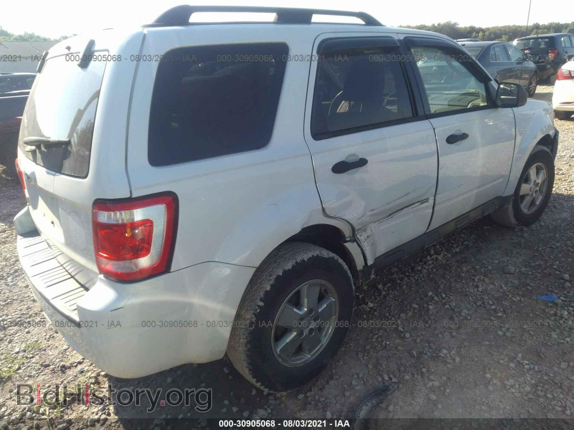 2011 FORD ESCAPE - VIN: 1FMCU0D76BKB79818 - Фото 6