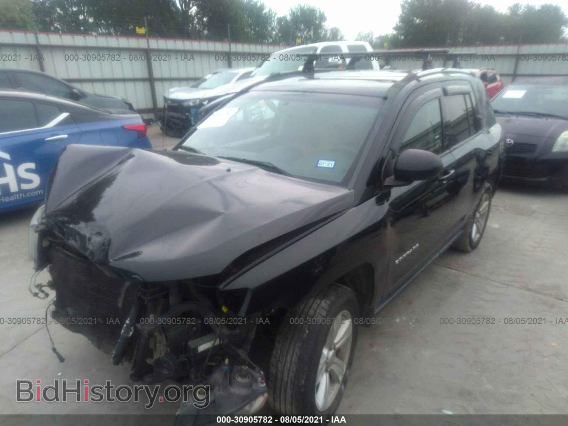 2012 JEEP COMPASS - VIN: 1C4NJCBA5CD725052 - Photo 2