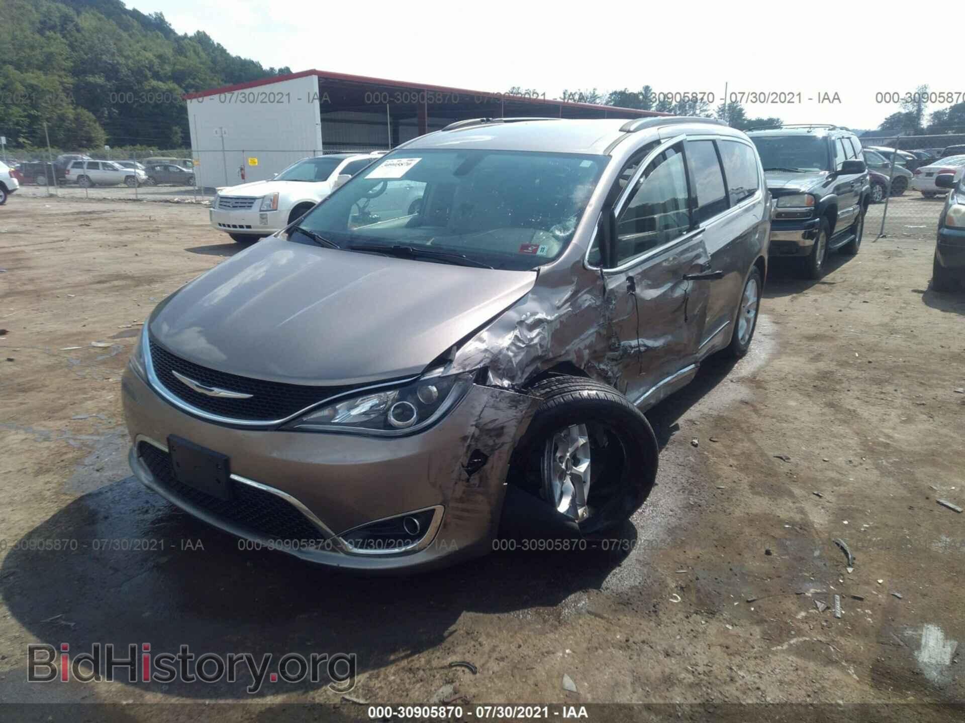 2017 CHRYSLER PACIFICA - VIN: 2C4RC1BG4HR535946 - Фото 2