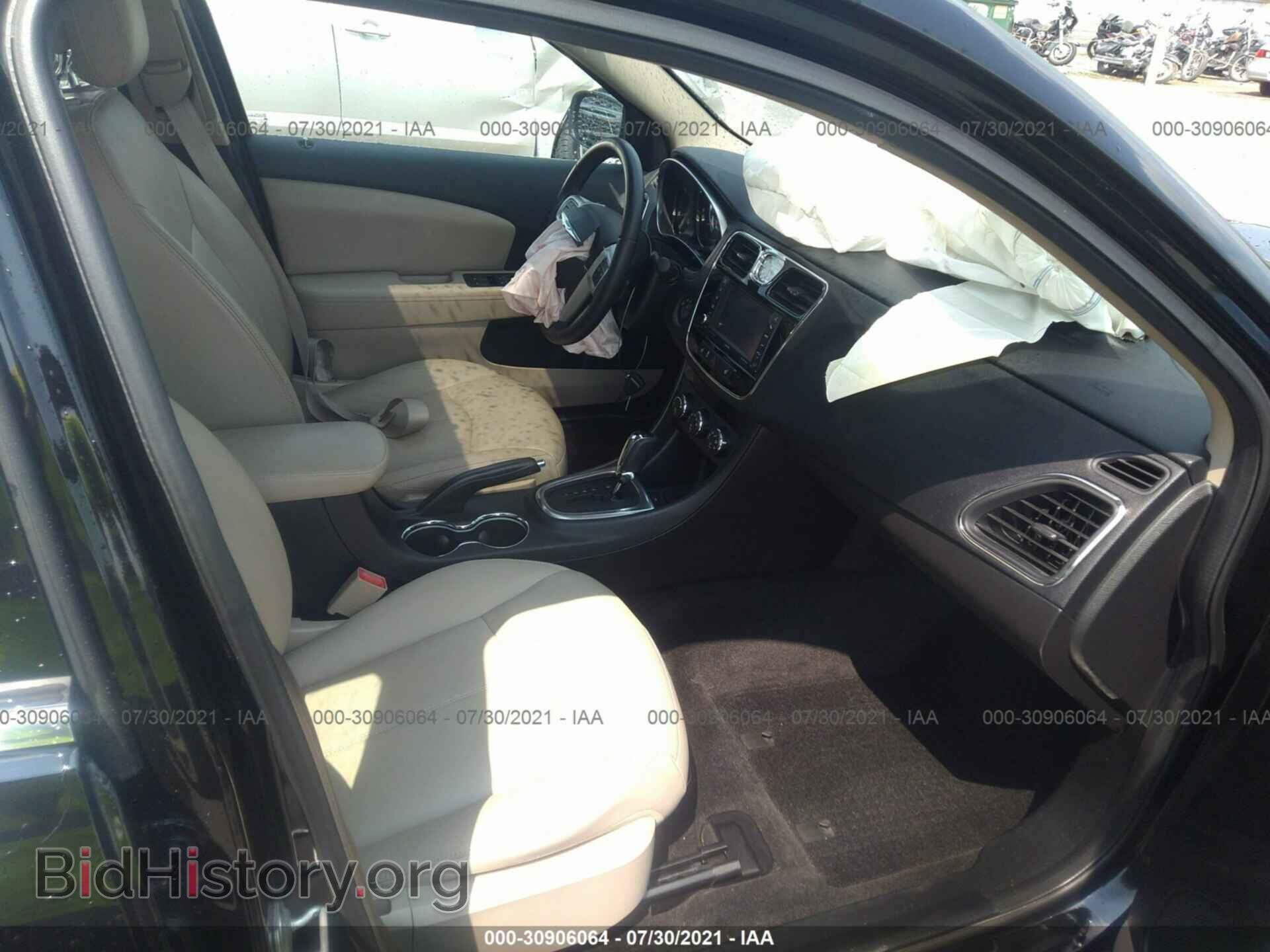 2012 CHRYSLER 200 - VIN: 1C3CCBCG0CN250424 - Фото 5