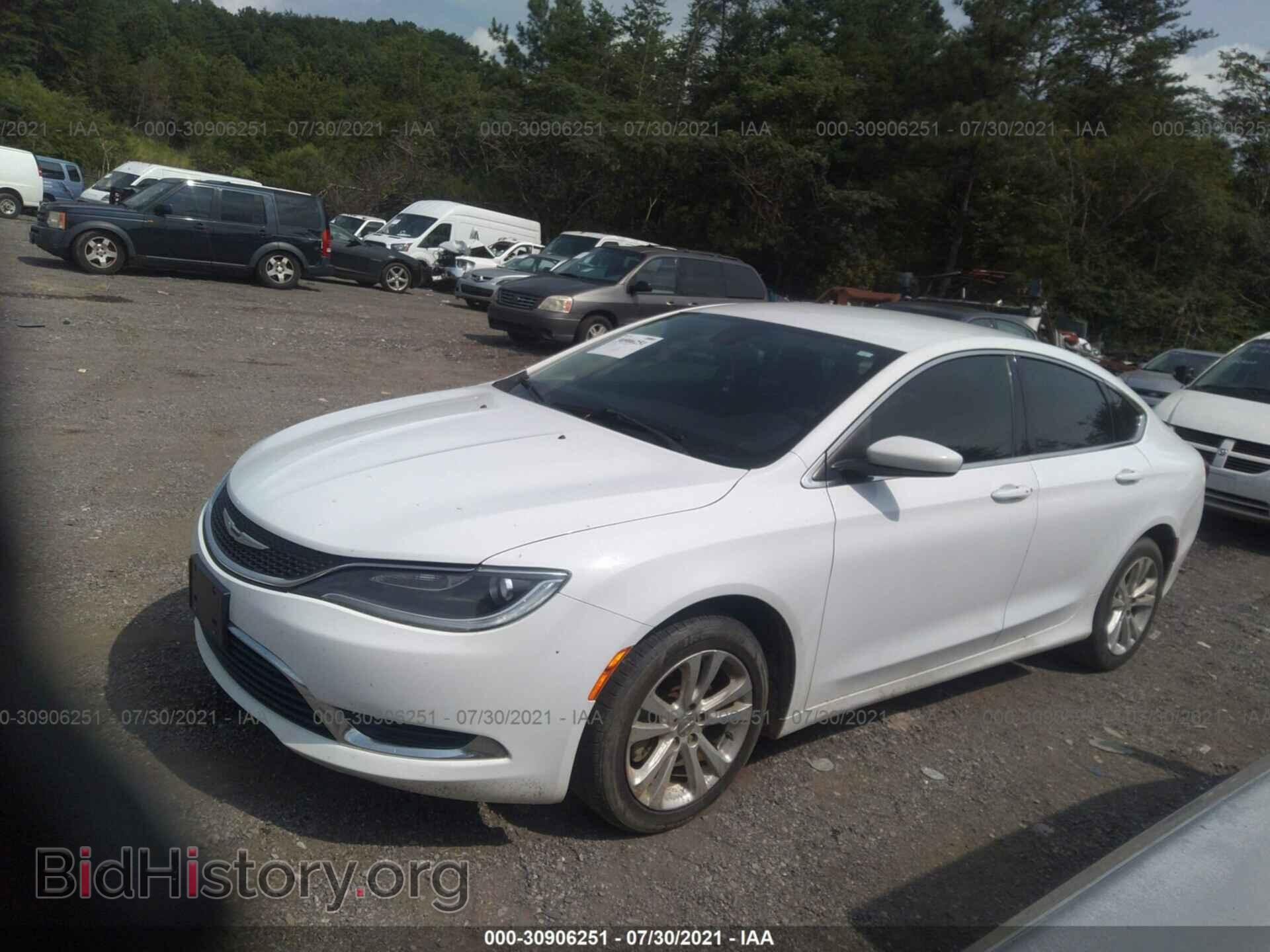 2015 CHRYSLER 200 - VIN: 1C3CCCAB9FN657062 - Фото 2