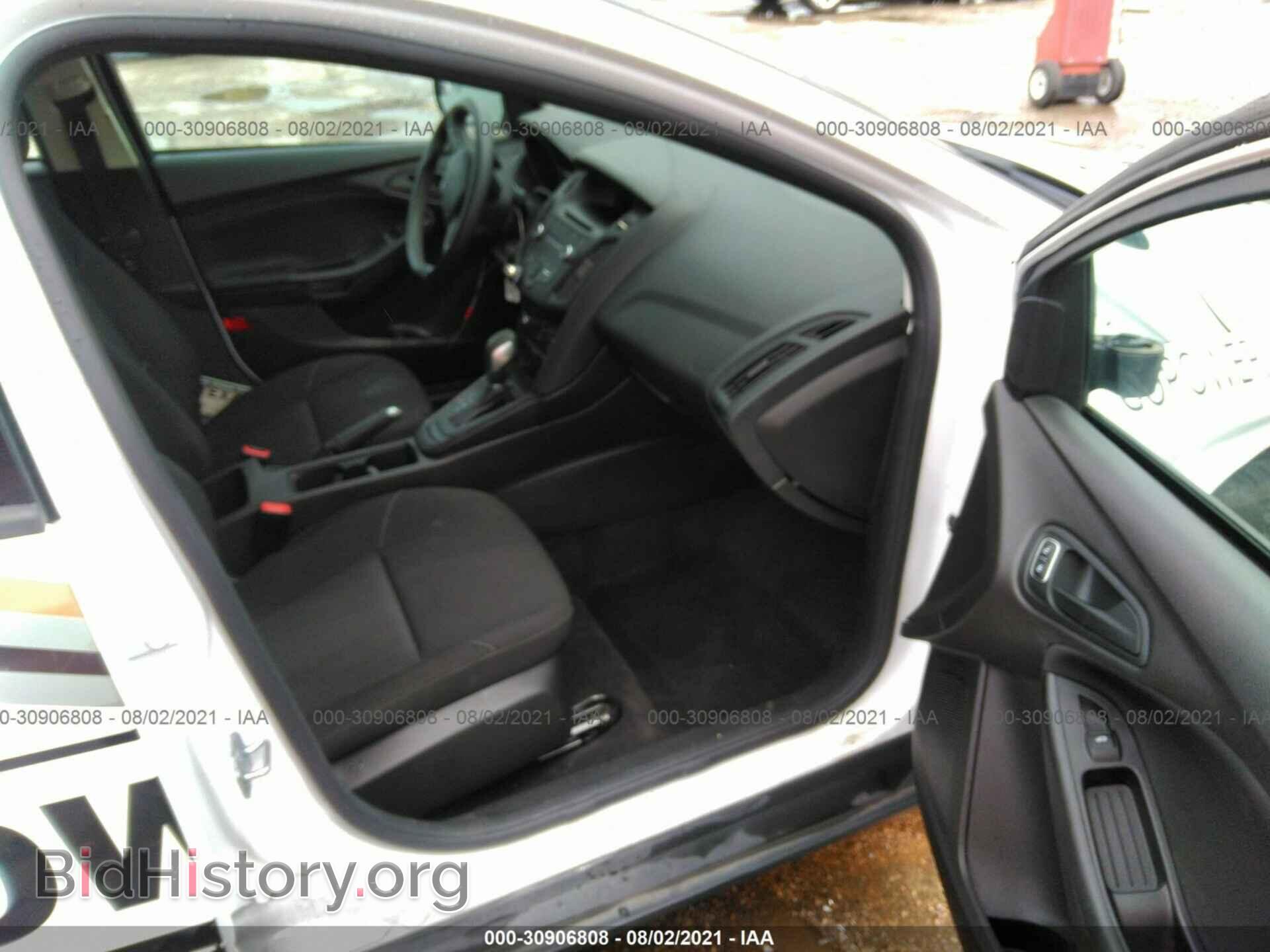 2017 FORD FOCUS - VIN: 1FADP3E24HL266713 - Photo 5