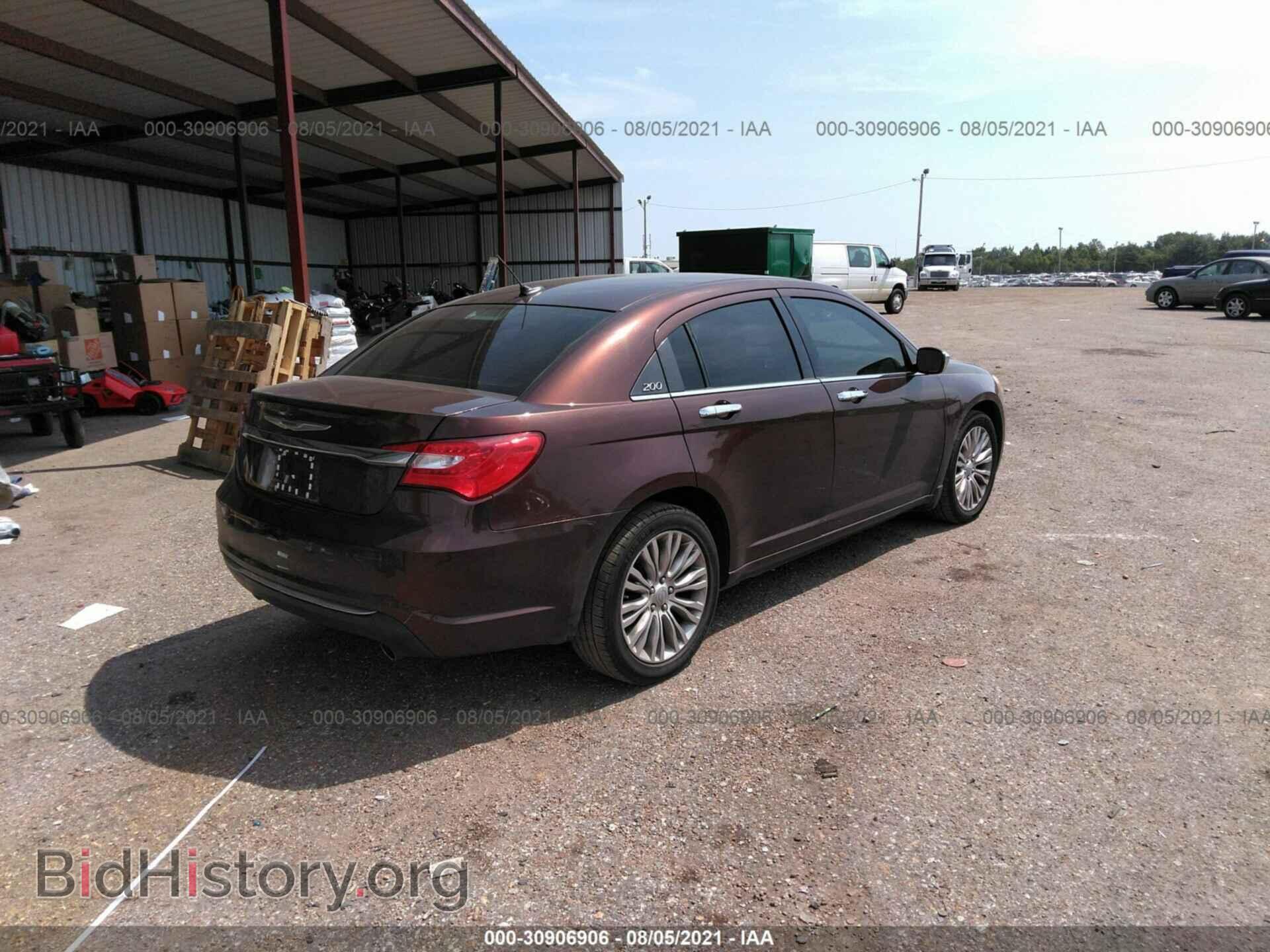 2012 CHRYSLER 200 - VIN: 1C3CCBCG9CN211444 - Фото 4