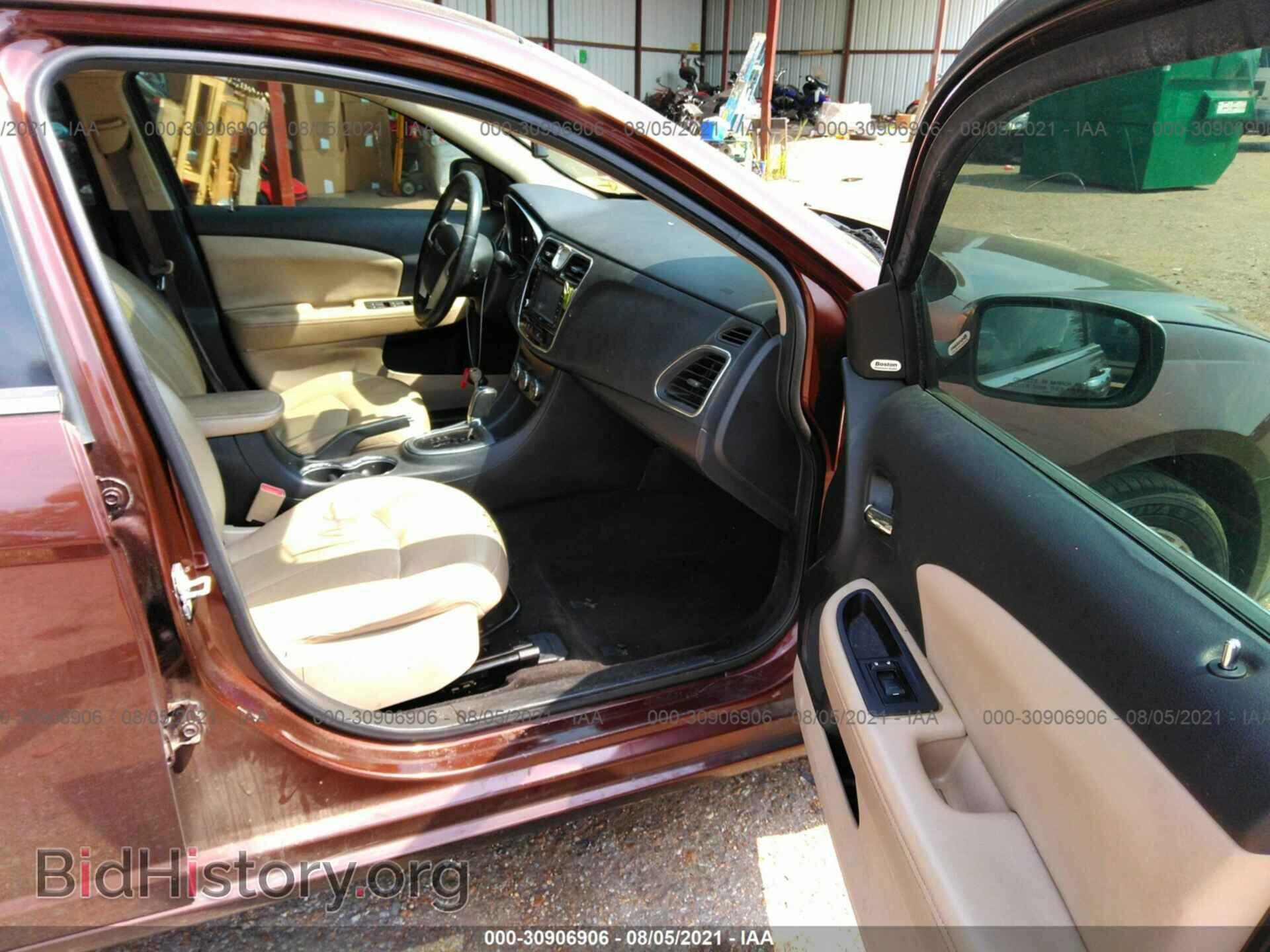 2012 CHRYSLER 200 - VIN: 1C3CCBCG9CN211444 - Фото 5