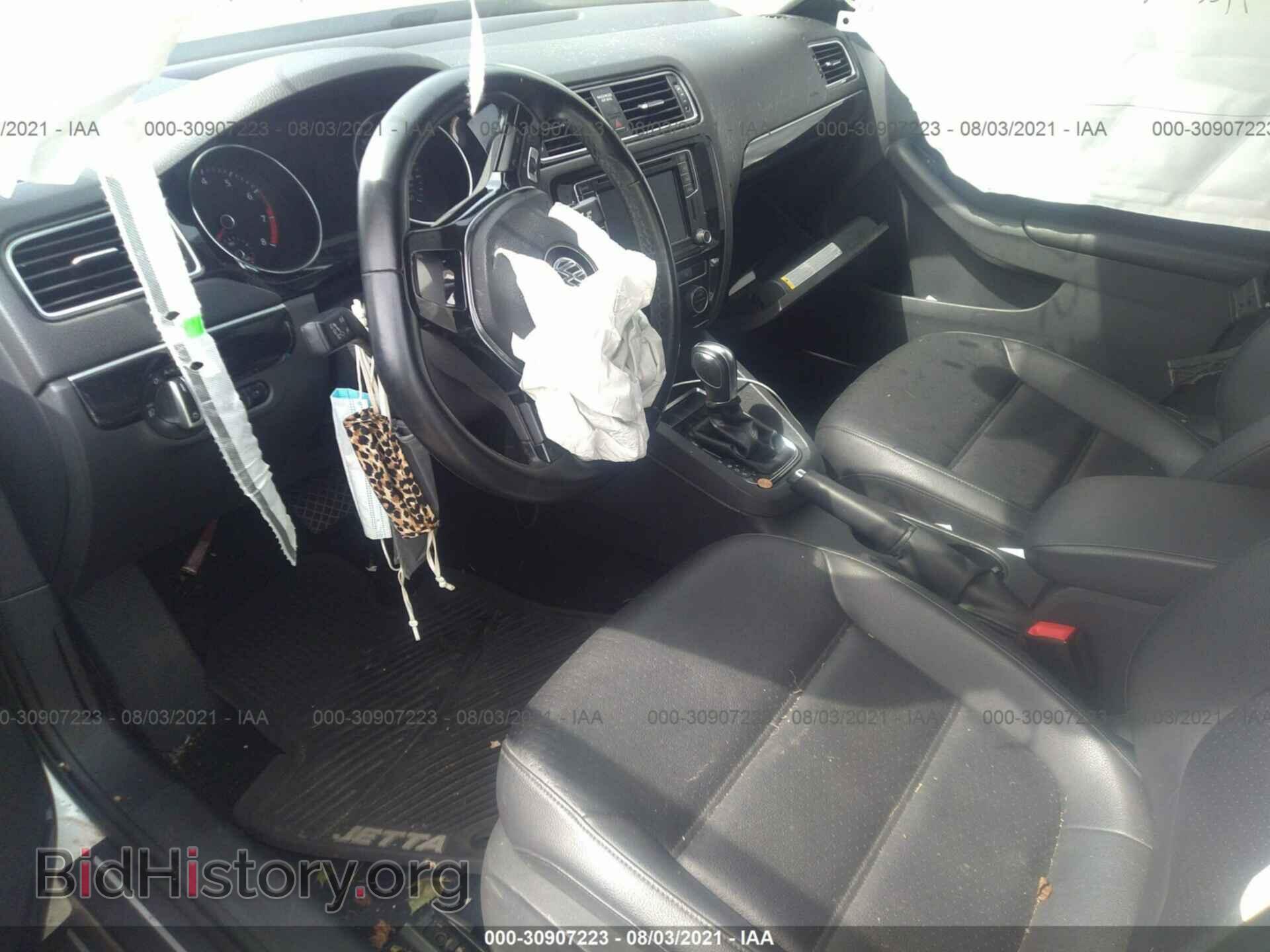 2017 VOLKSWAGEN JETTA - VIN: 3VWL17AJ1HM265283 - Фото 5