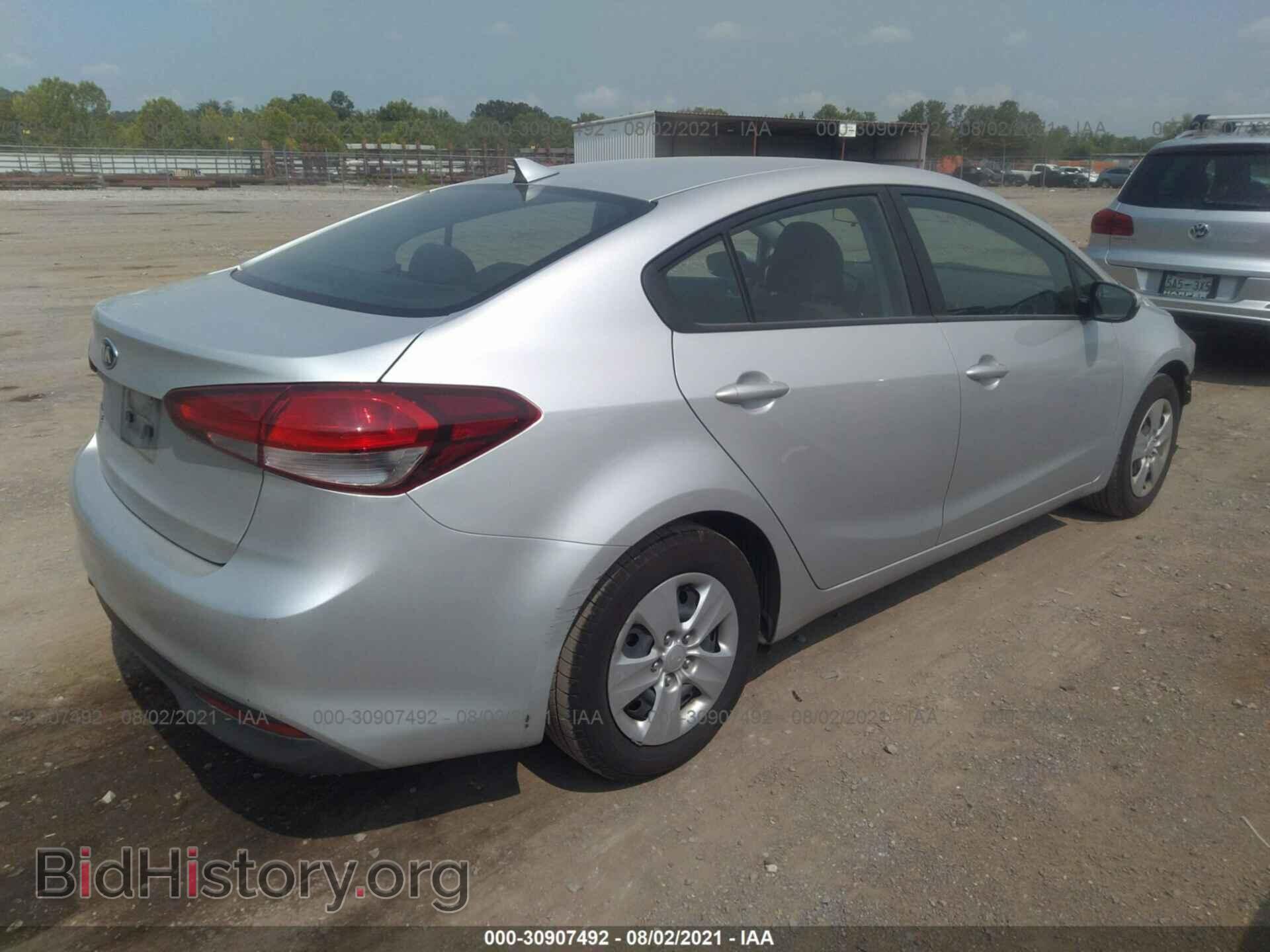 2017 KIA FORTE - VIN: 3KPFL4A79HE117700 - Фото 4
