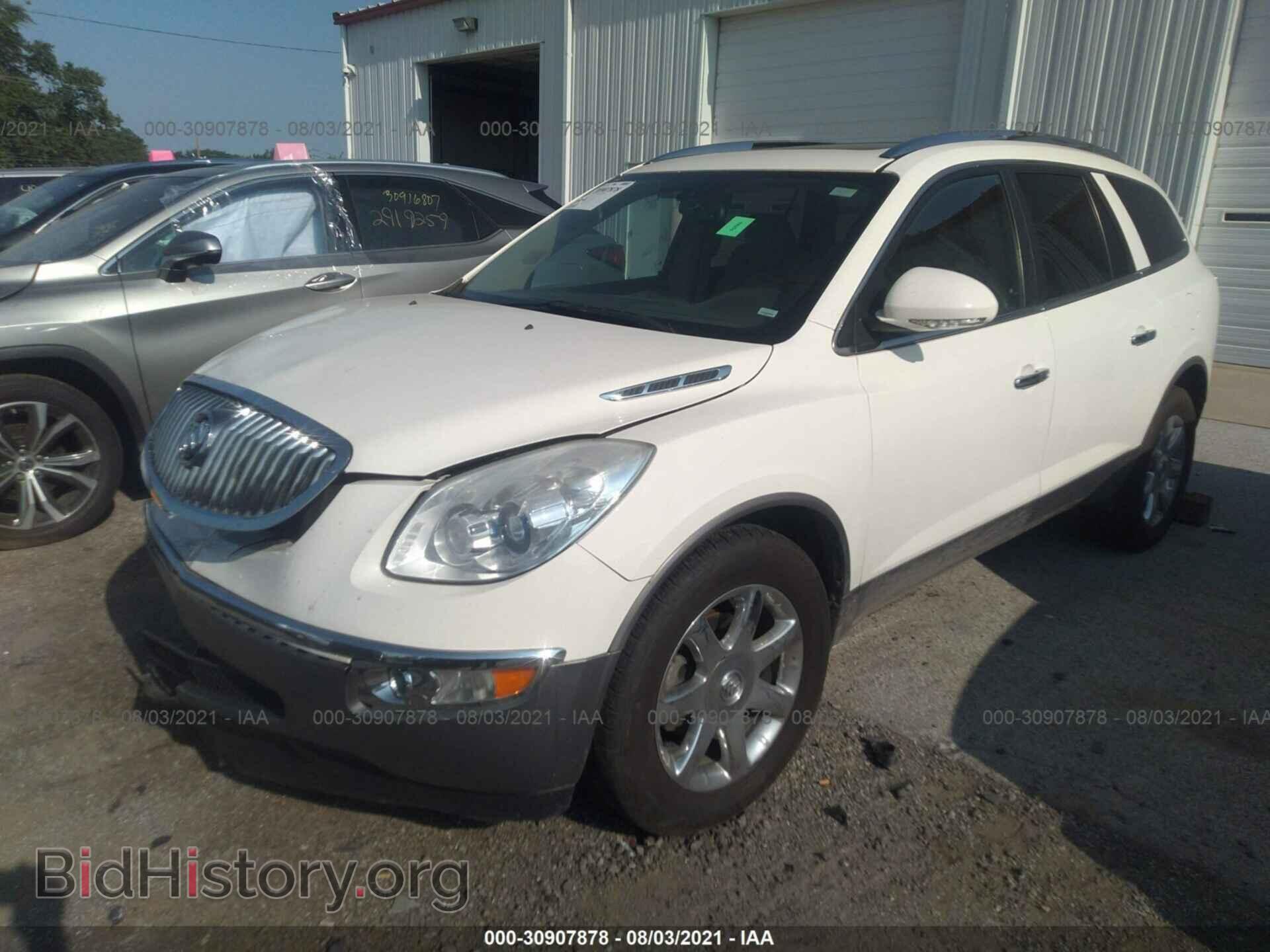 2010 BUICK ENCLAVE - VIN: 5GALRCED0AJ139560 - Фото 2