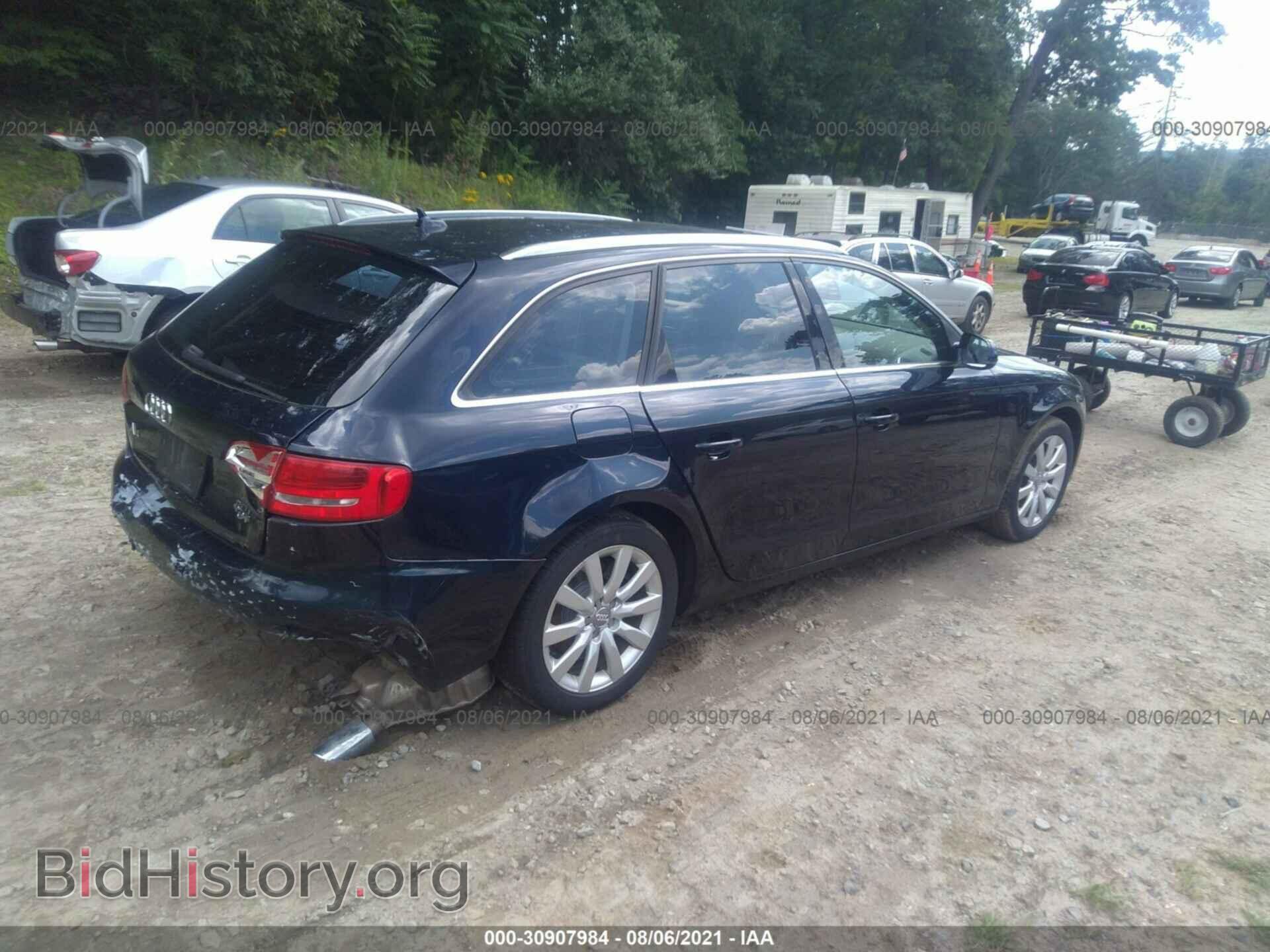 2011 AUDI A4 - VIN: WAUWFAFL2BA115869 - Фото 4