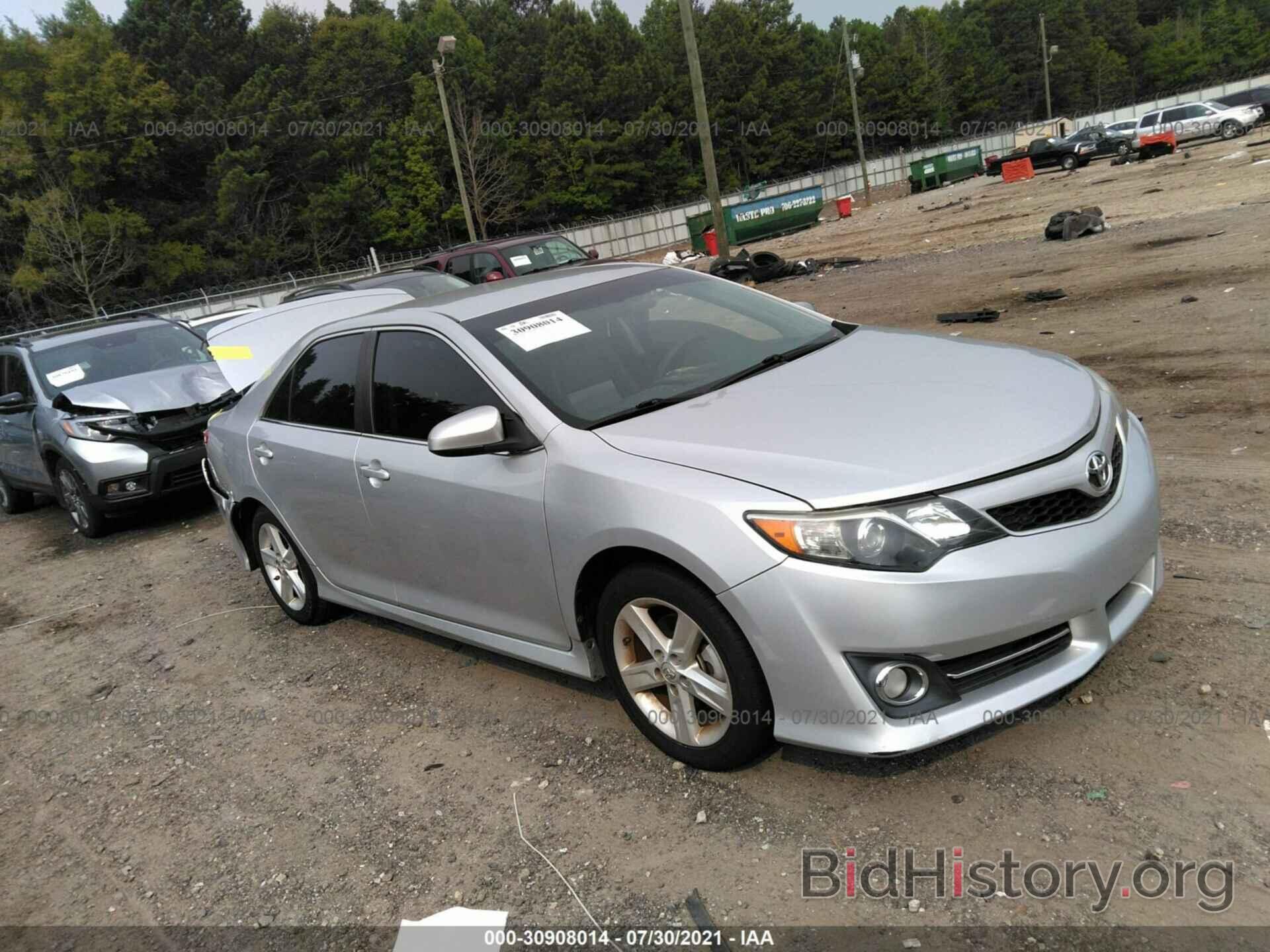 Photo 4T1BF1FK0EU447980 - TOYOTA CAMRY 2014