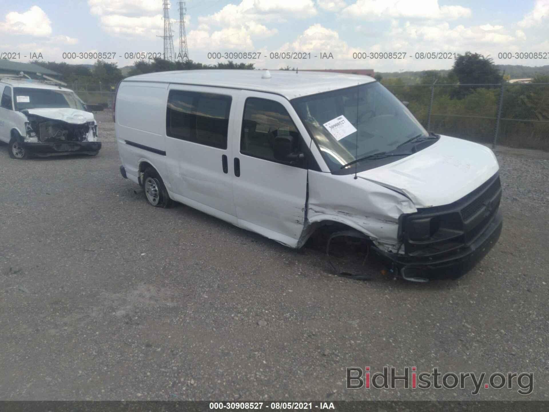 Photo 1GCWGFCA5D1156452 - CHEVROLET EXPRESS CARGO VAN 2013