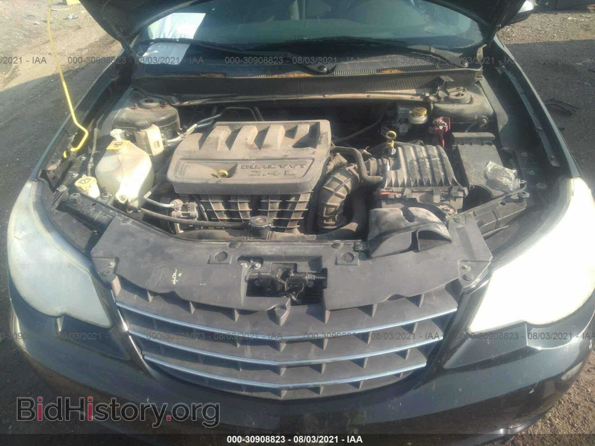 2010 CHRYSLER SEBRING - VIN: 1C3CC5FB4AN162300 - Фото 10