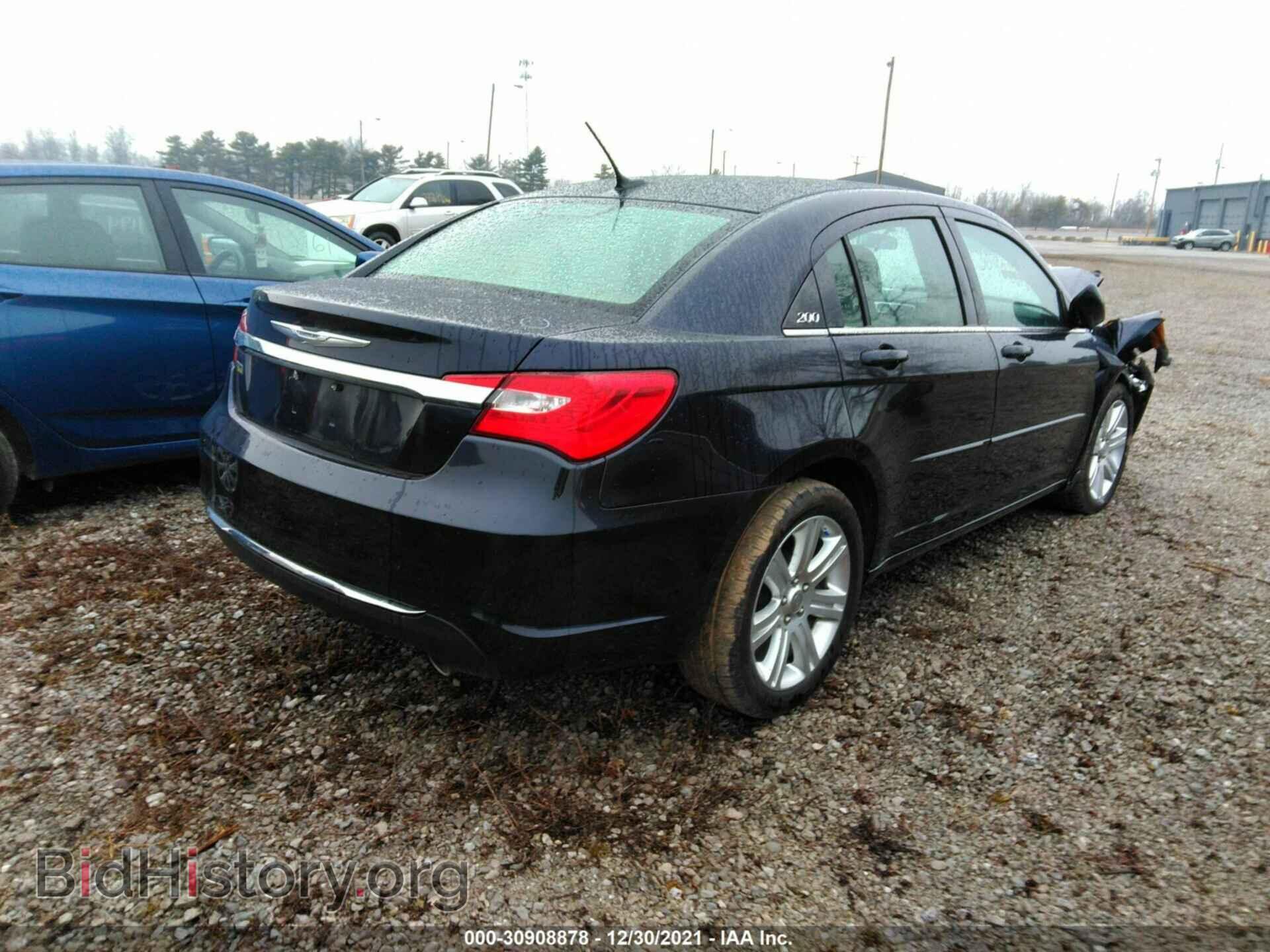 2012 CHRYSLER 200 - VIN: 1C3CCBAG9CN228523 - Фото 4