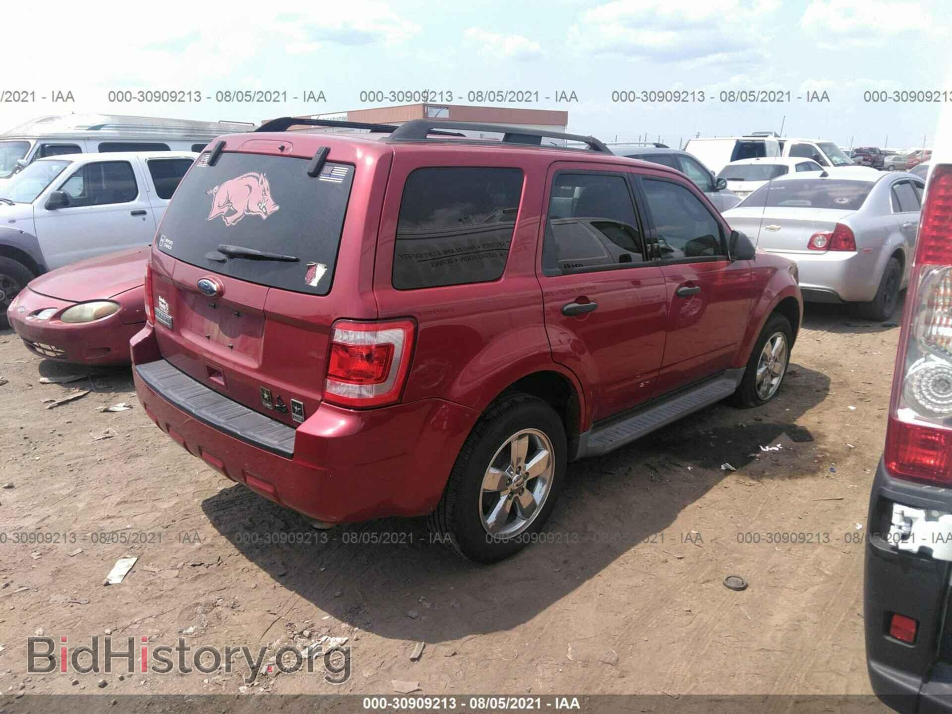 2011 FORD ESCAPE - VIN: 1FMCU0D76BKC36261 - Фото 4