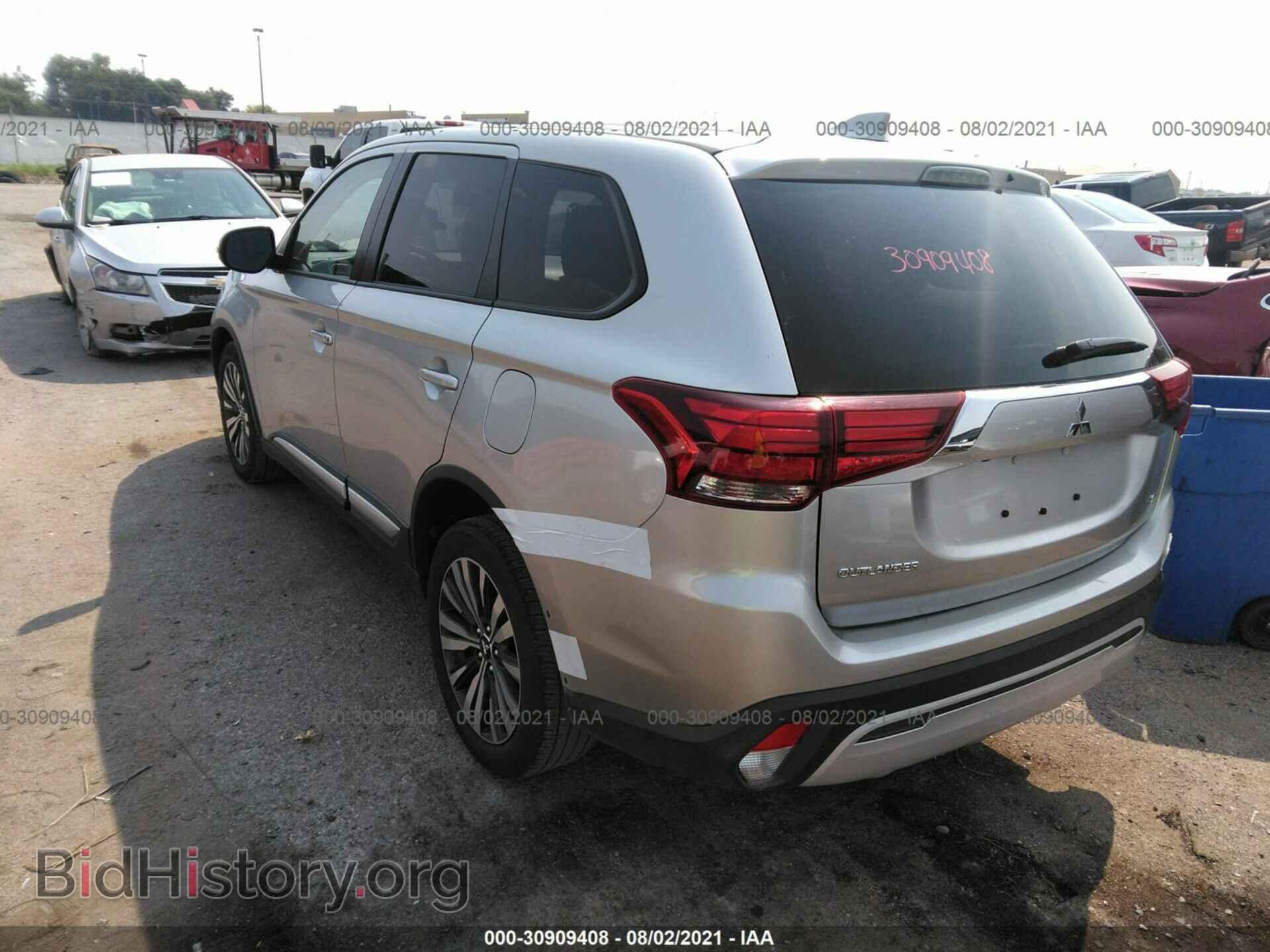 2020 MITSUBISHI OUTLANDER - VIN: JA4AD3A32LZ043896 - Фото 3
