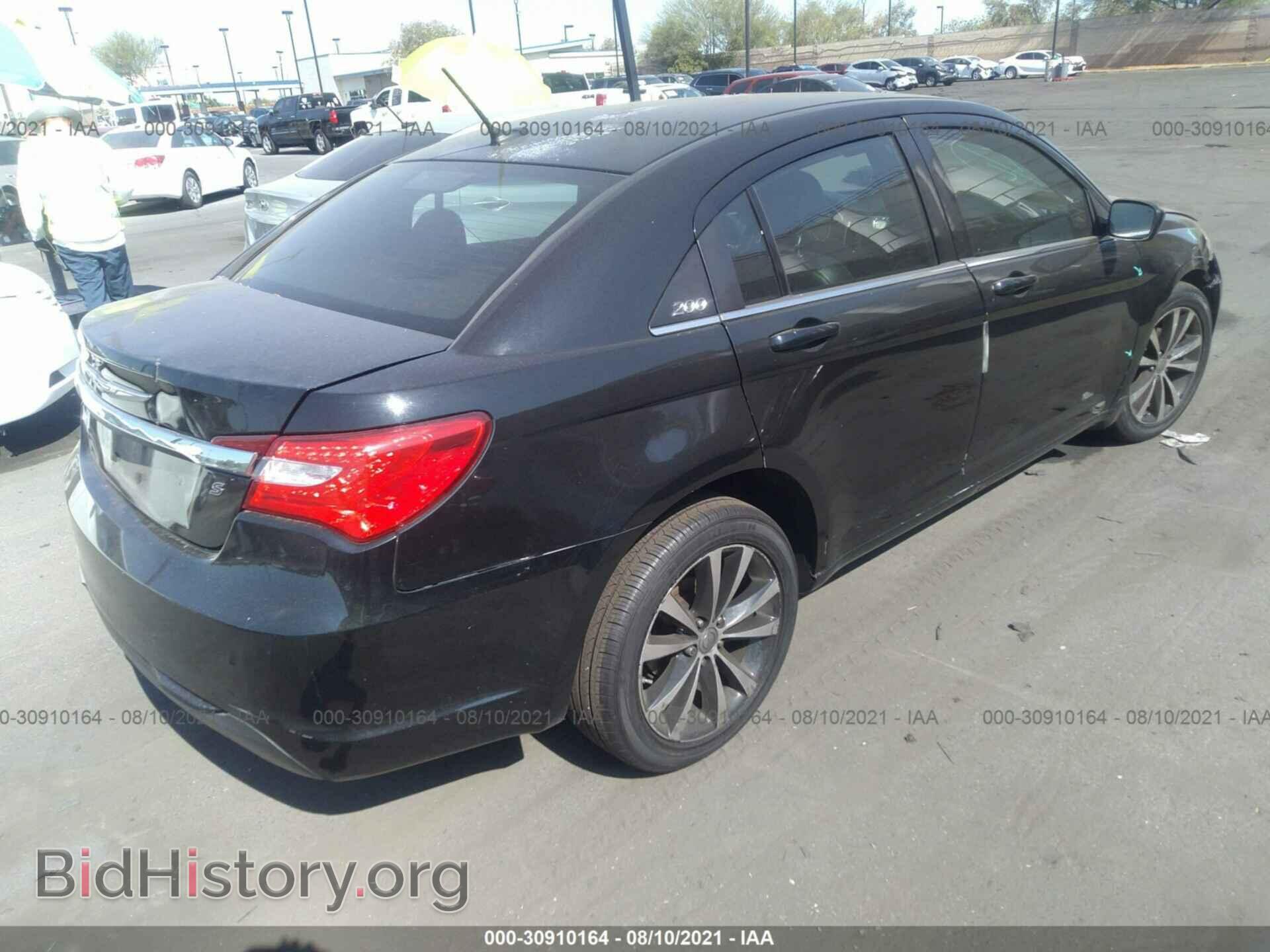 2012 CHRYSLER 200 - VIN: 1C3CCBHG6CN233359 - Фото 4