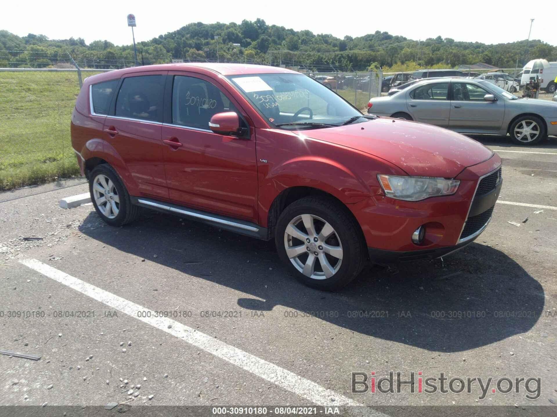 Photo JA4JS4AX1BU016490 - MITSUBISHI OUTLANDER 2011