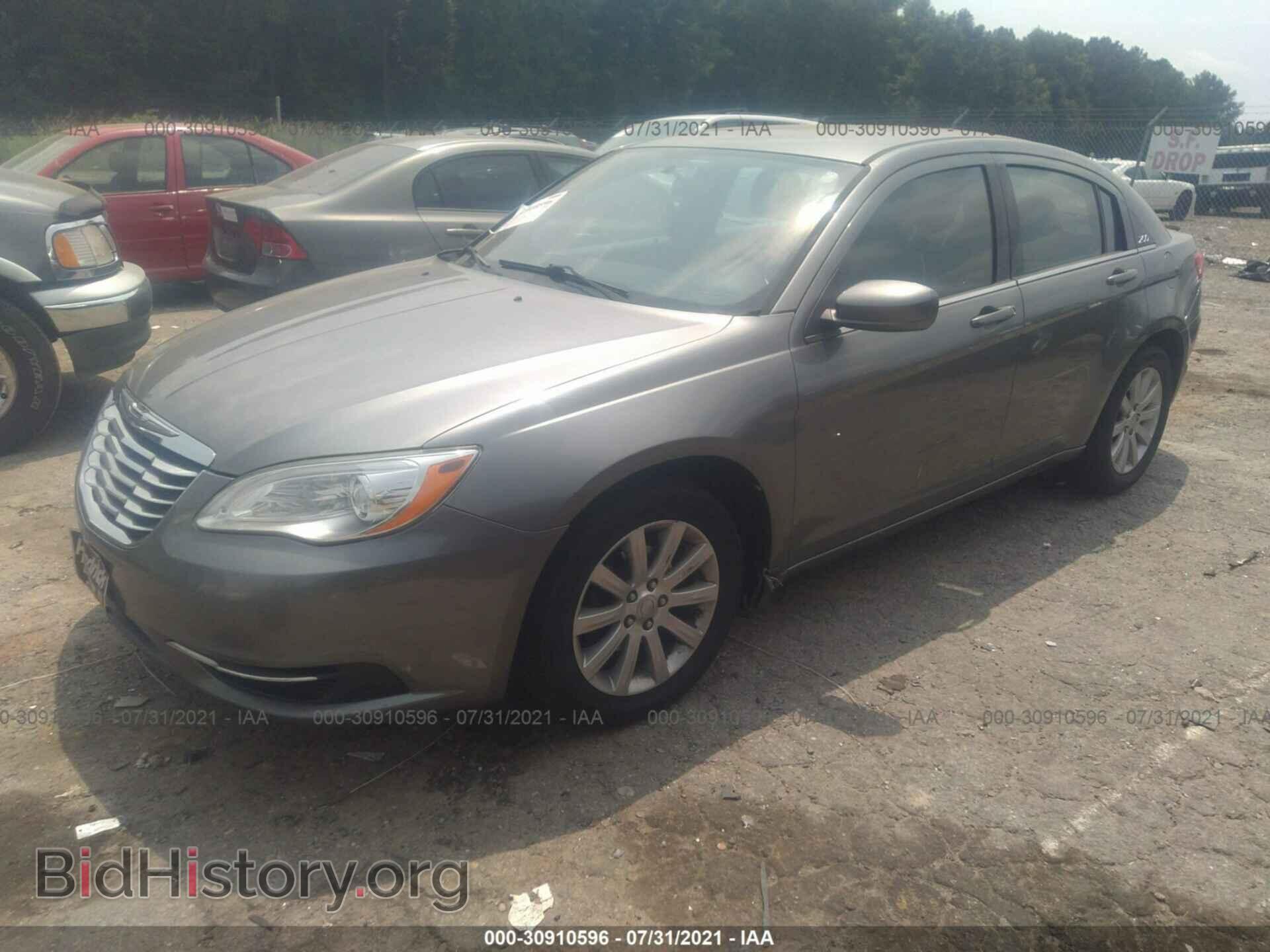 2012 CHRYSLER 200 - VIN: 1C3CCBBB4CN106493 - Фото 2